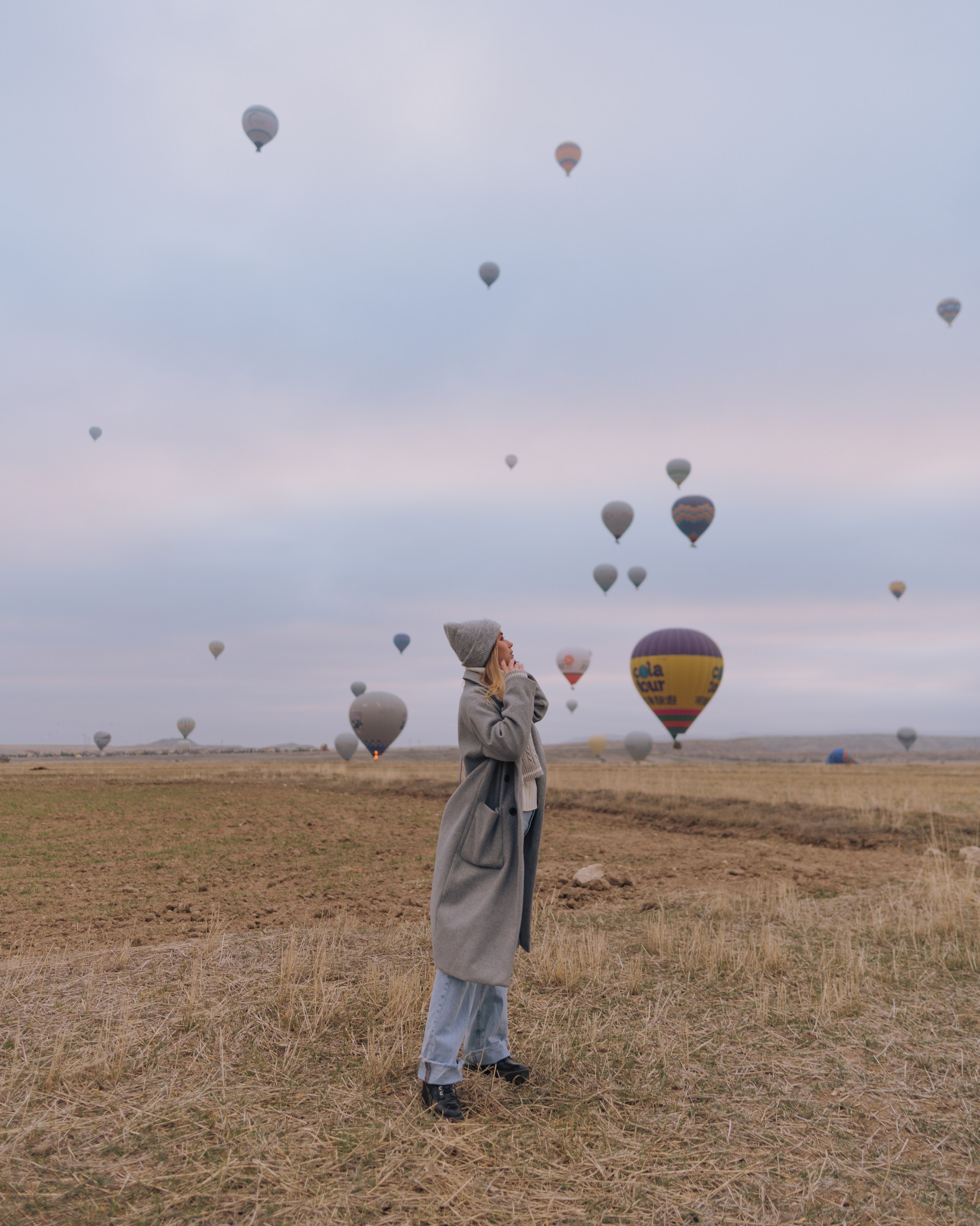 Turkey. Photographer in Tokyo Anatolii Ozarto