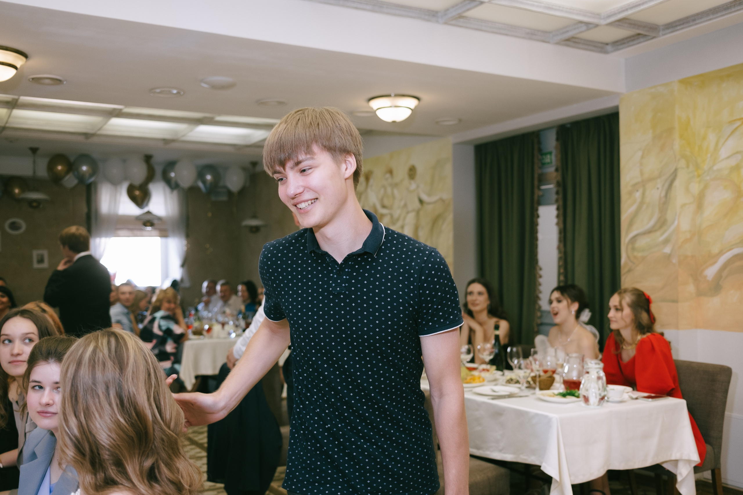 Выпускной школа 33. Свадебный и репортажной фотограф Денис Ожигин в Краснодаре и Краснодарском крае