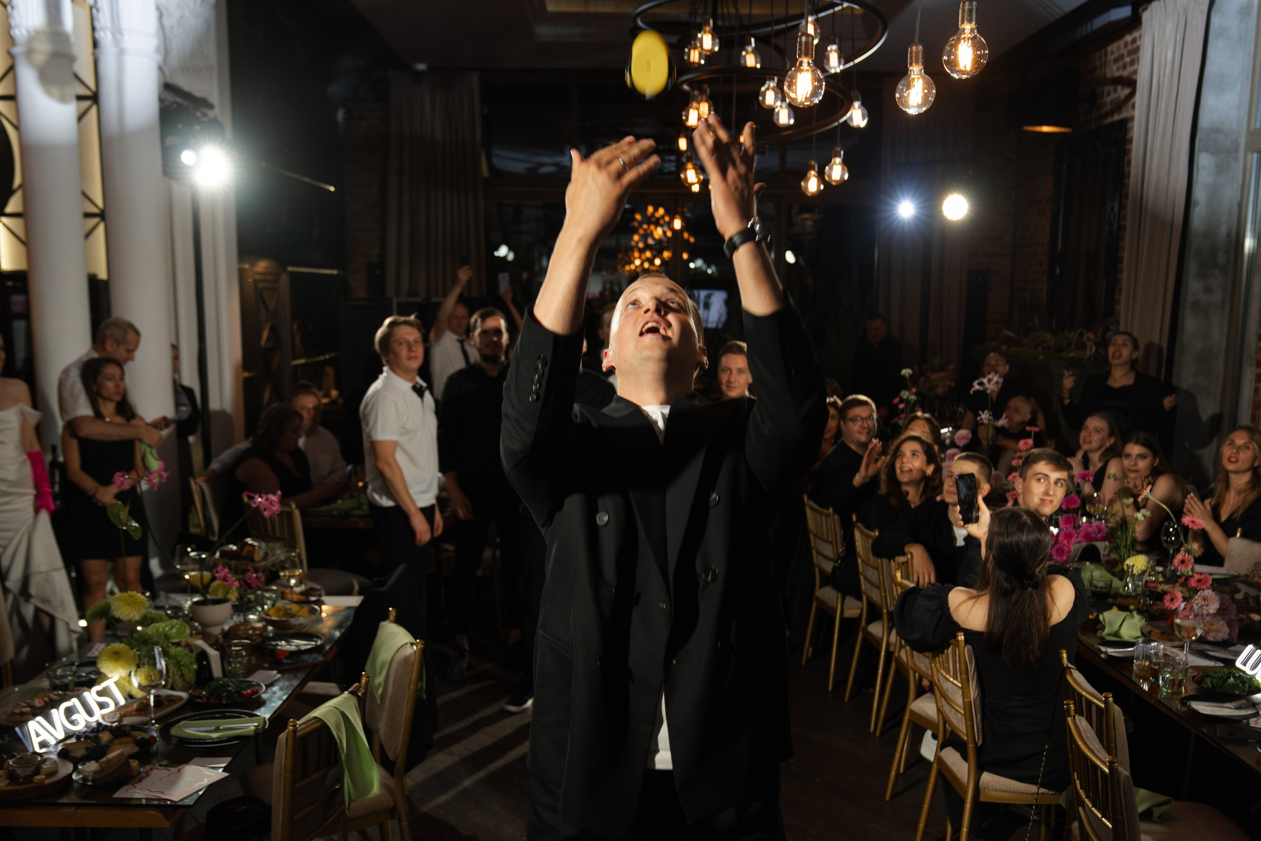 В сердечко. Свадебный фотограф Наташа Брифли