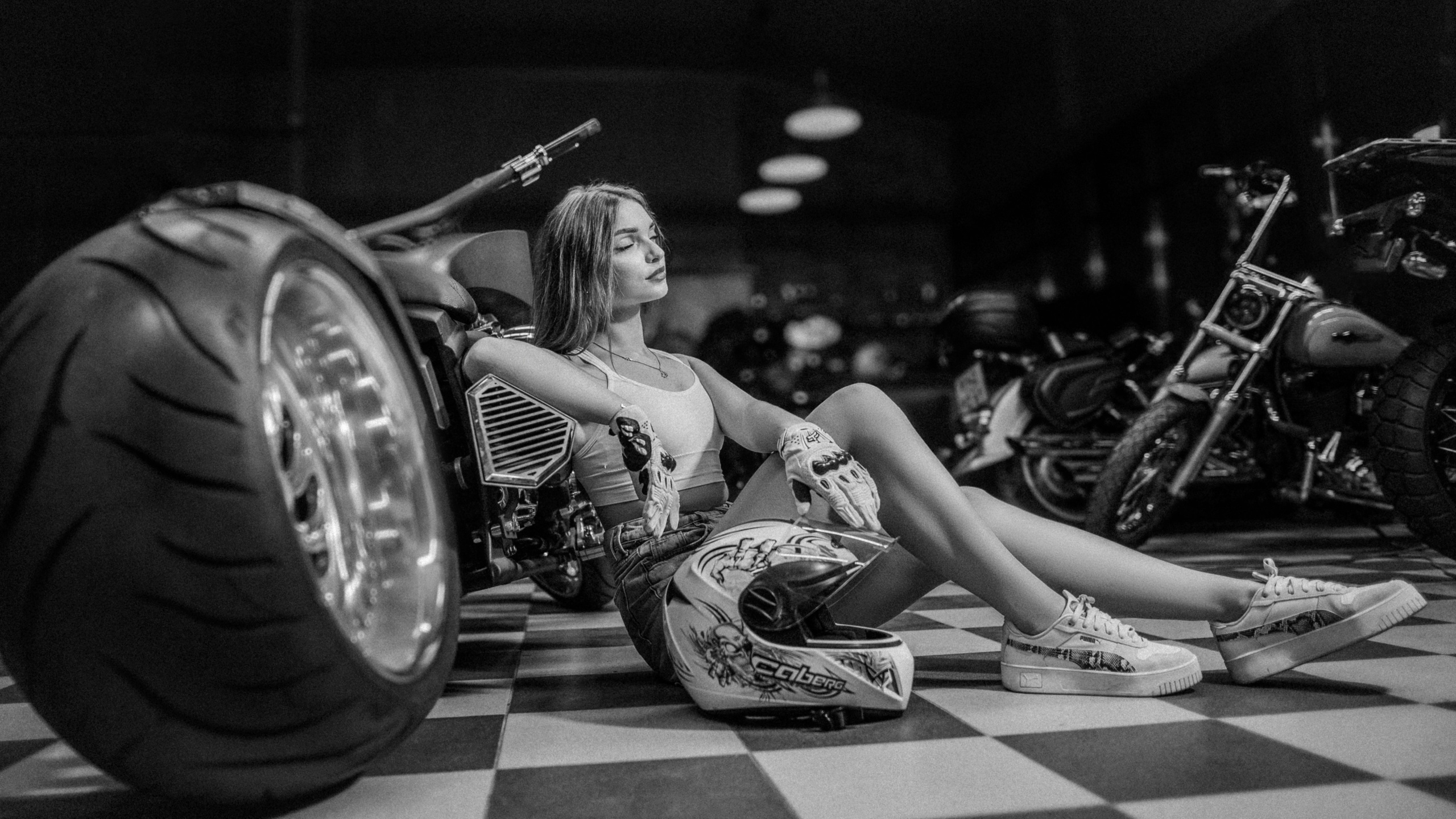 Меня зовут Стас Барыкин, я фотограф. Живу и работаю в Ростове-на-Дону