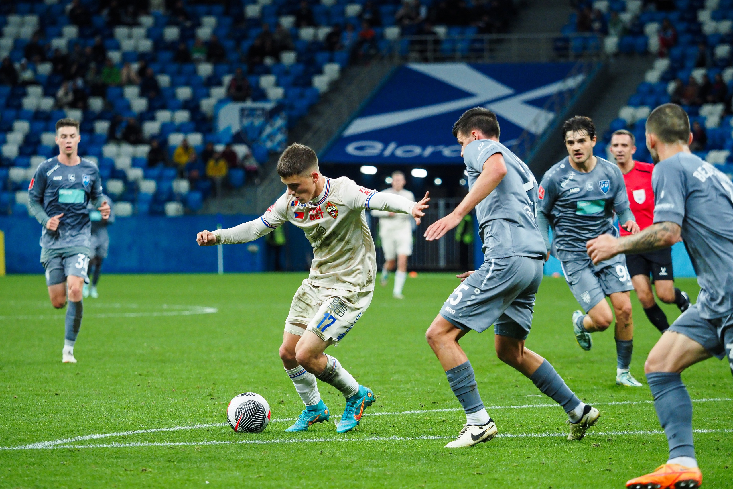 Футбол (РПЛ). Репортажный фотограф Алексей Козьмин