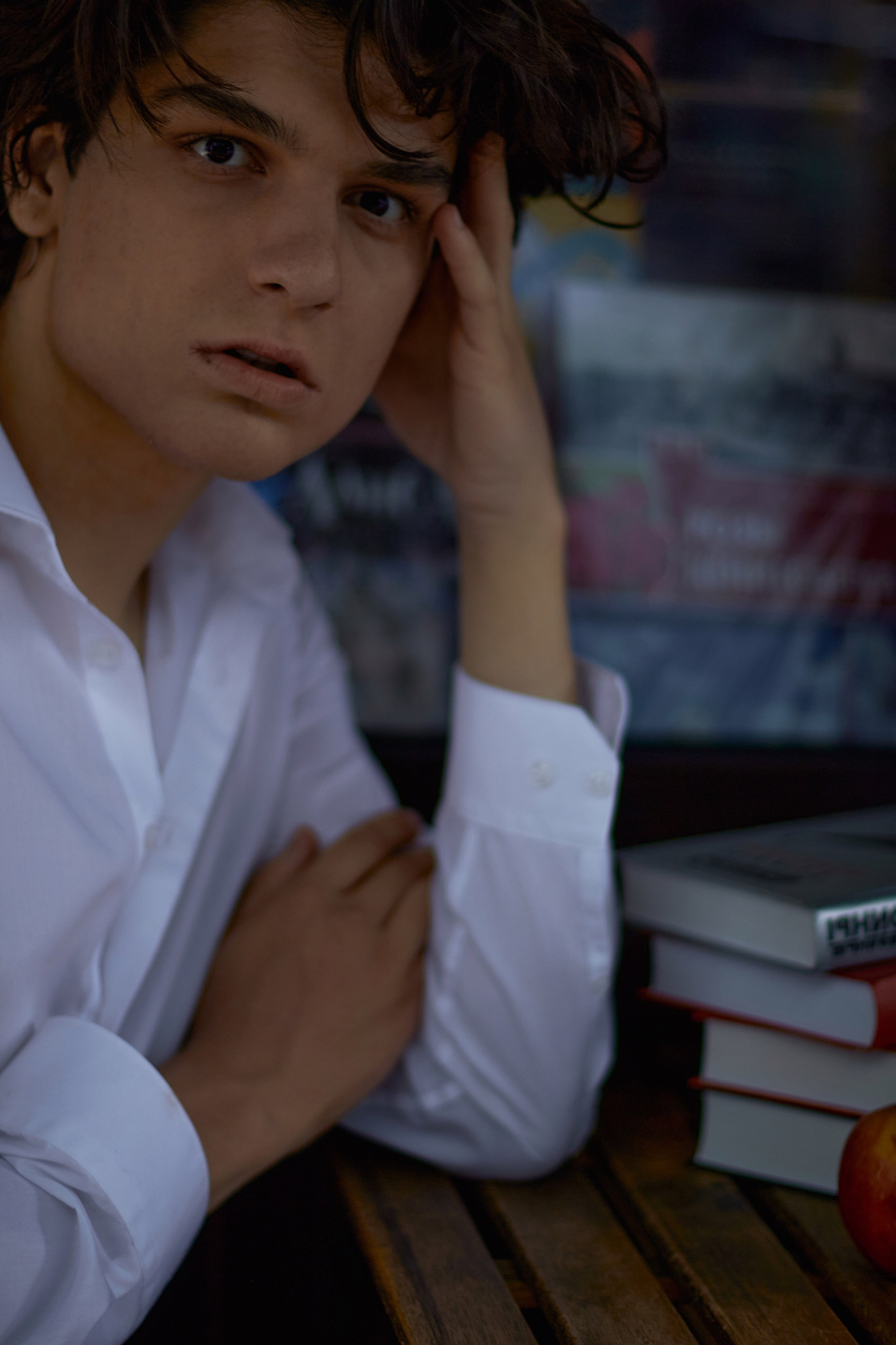 Мужская фотосессия в библиотеке. Семейный и свадебный фотограф в Краснодаре Михеева Светлана