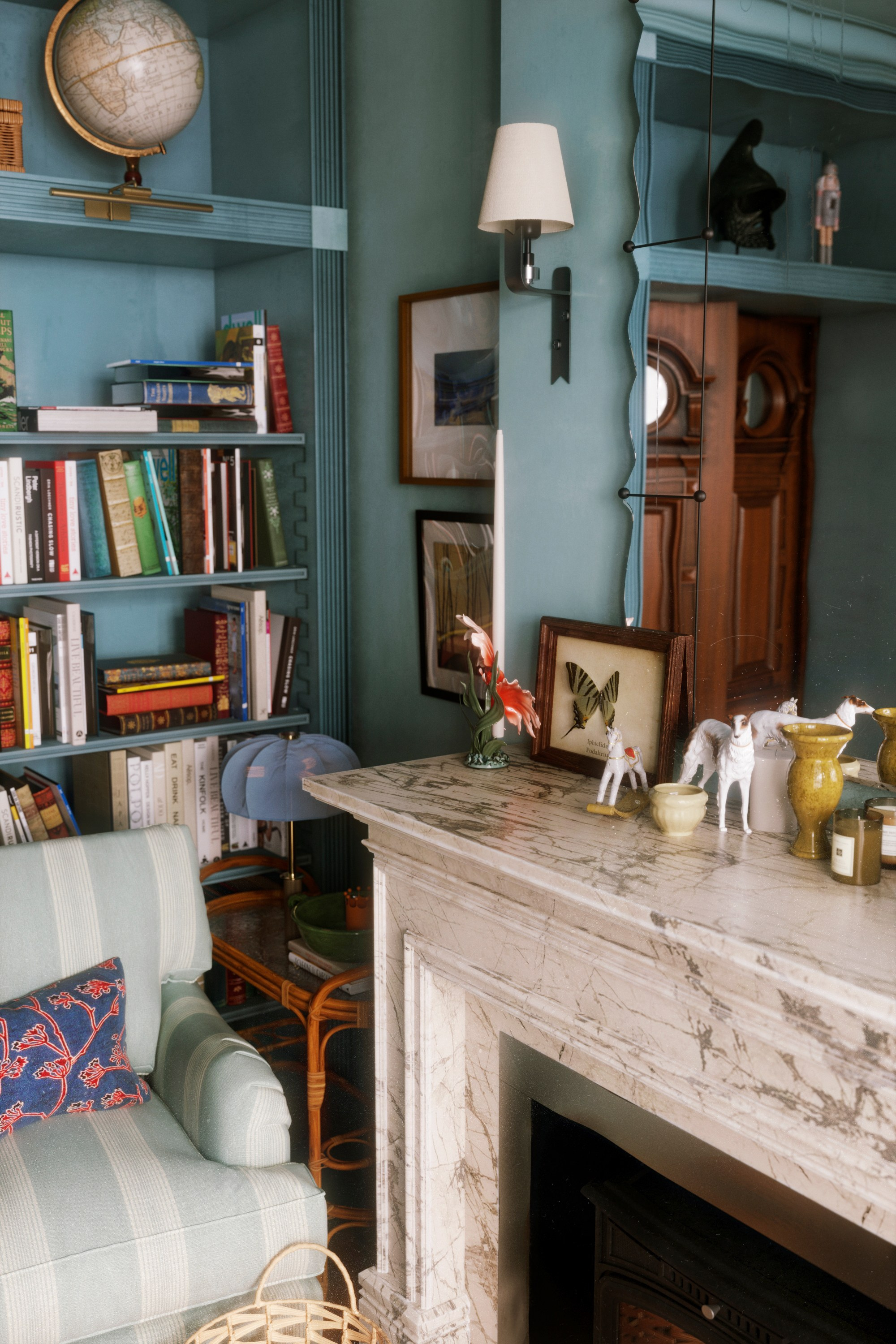 Работа по референсу/ синий. Визуализации Дизайн проектов