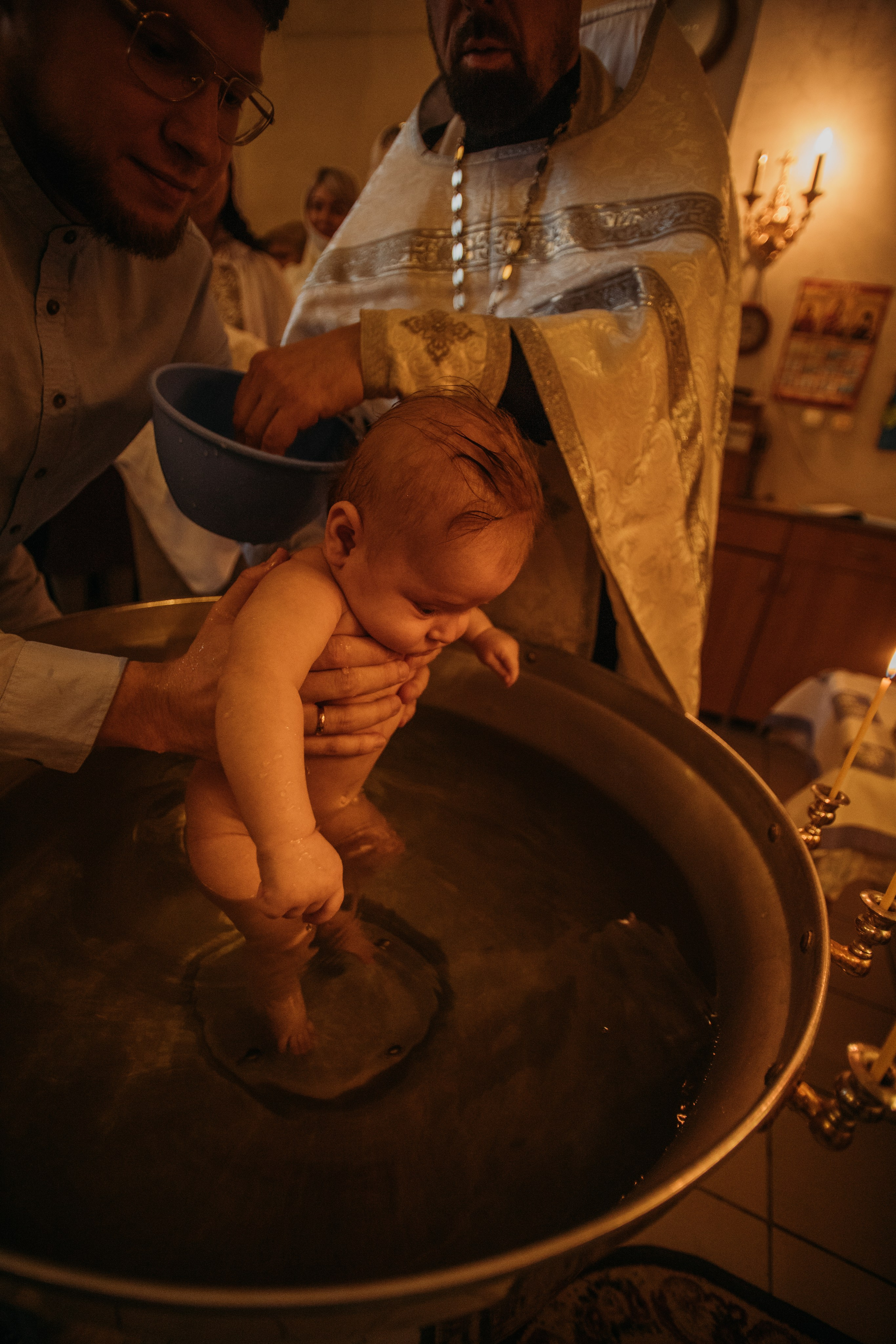 Крещение Аглаи. Венера Гайн. Репортажный фотограф  Тюмень. Обучение фотографии с 0