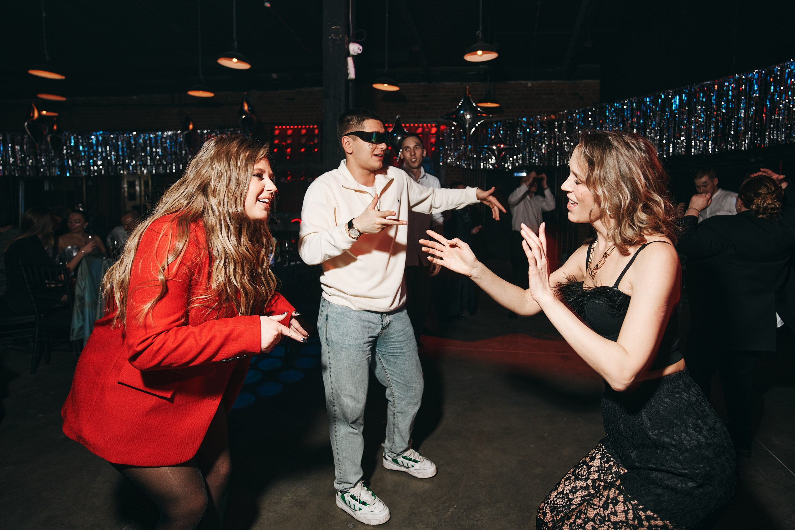 Межгалактический форум. Фотограф Слава Кайгородов