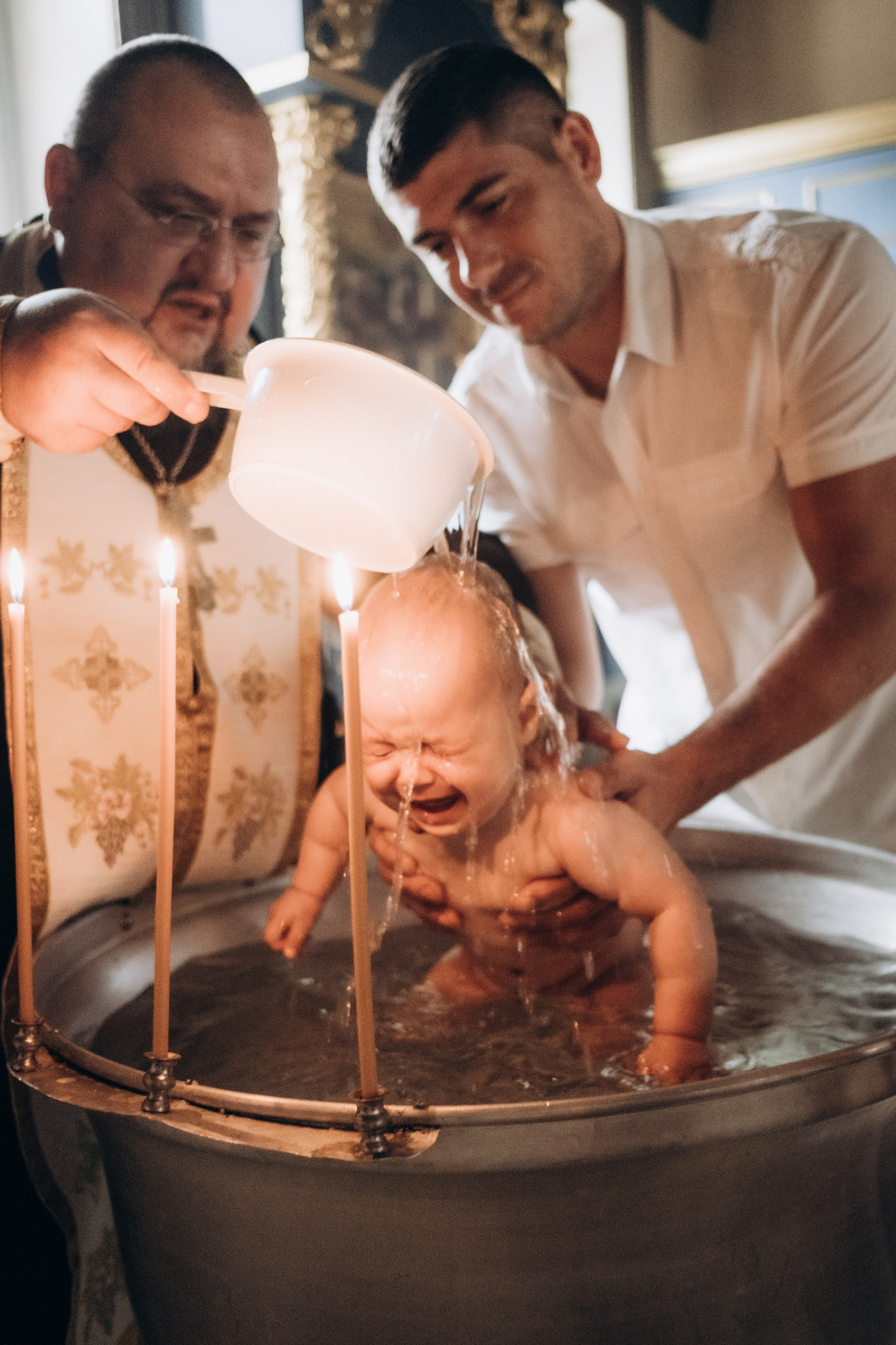 Крещение Киры. Главная