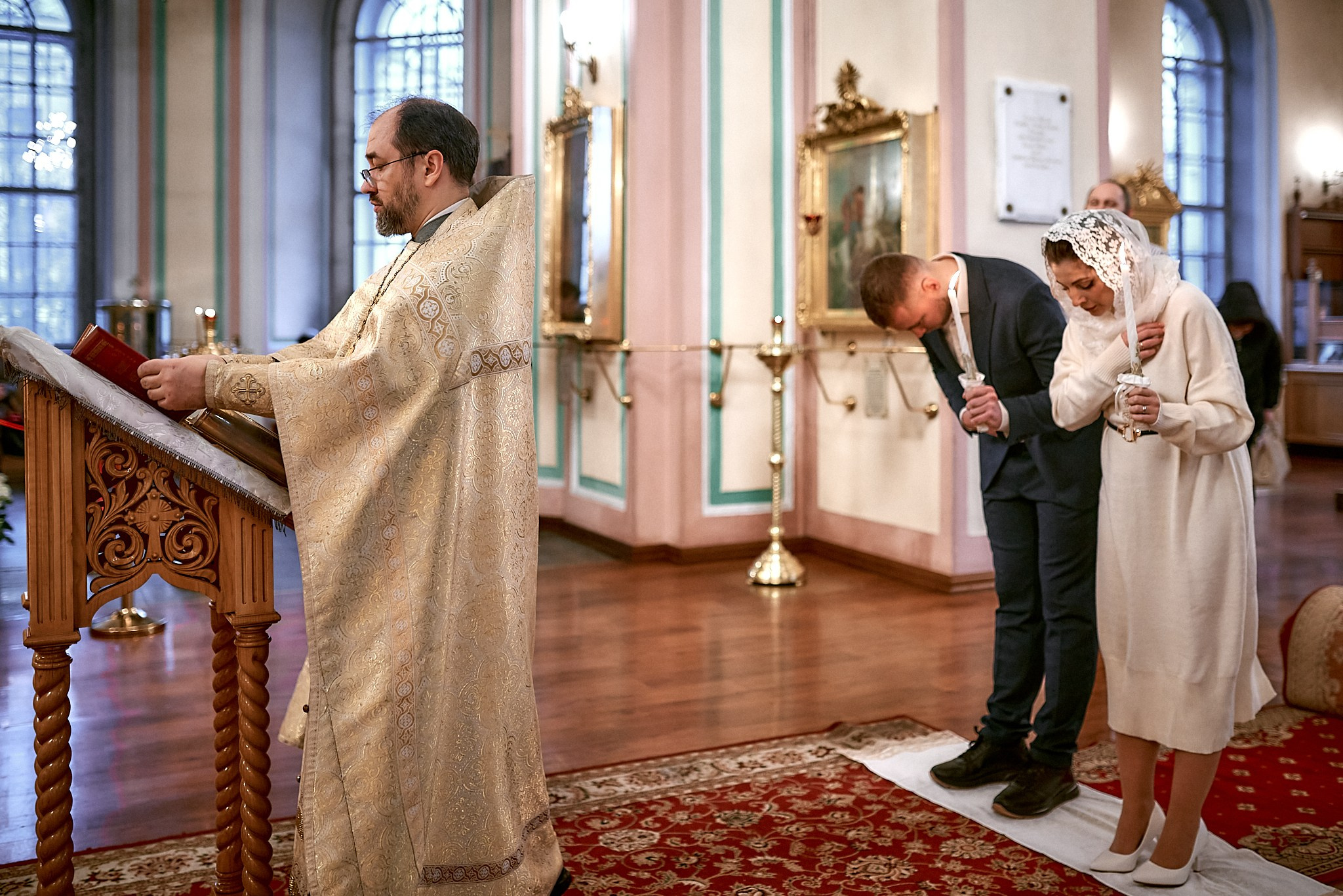 Венчание Артёма и Екатерины | Владимирский собор. Свадебный фотограф в Санкт-Петербурге Славин Денис