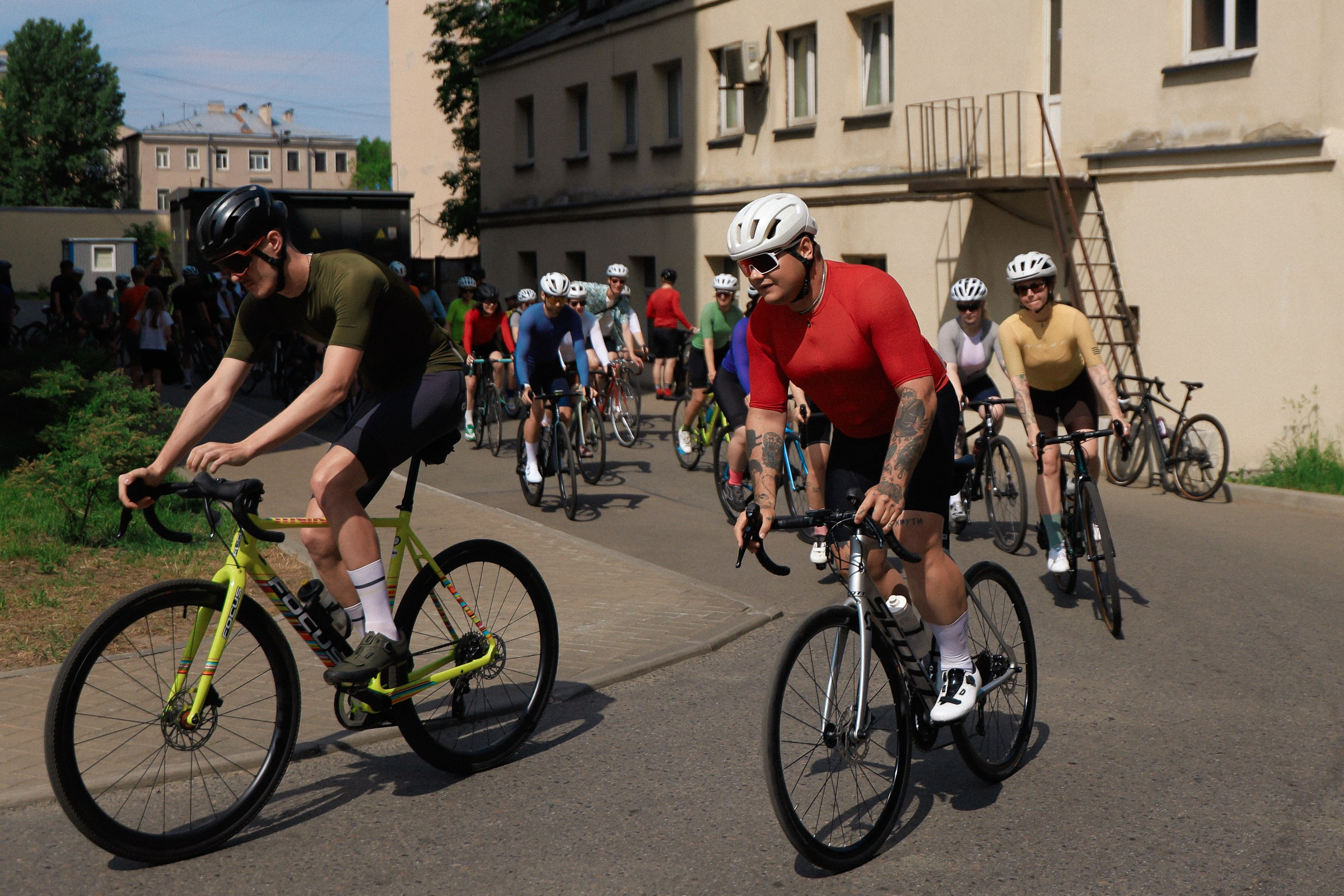 /РЕПОРТАЖ/ Открытие вело сезона VETER.CC SPB. 2024. Свадебный фотограф Великий Новгород Станислав Кособудский