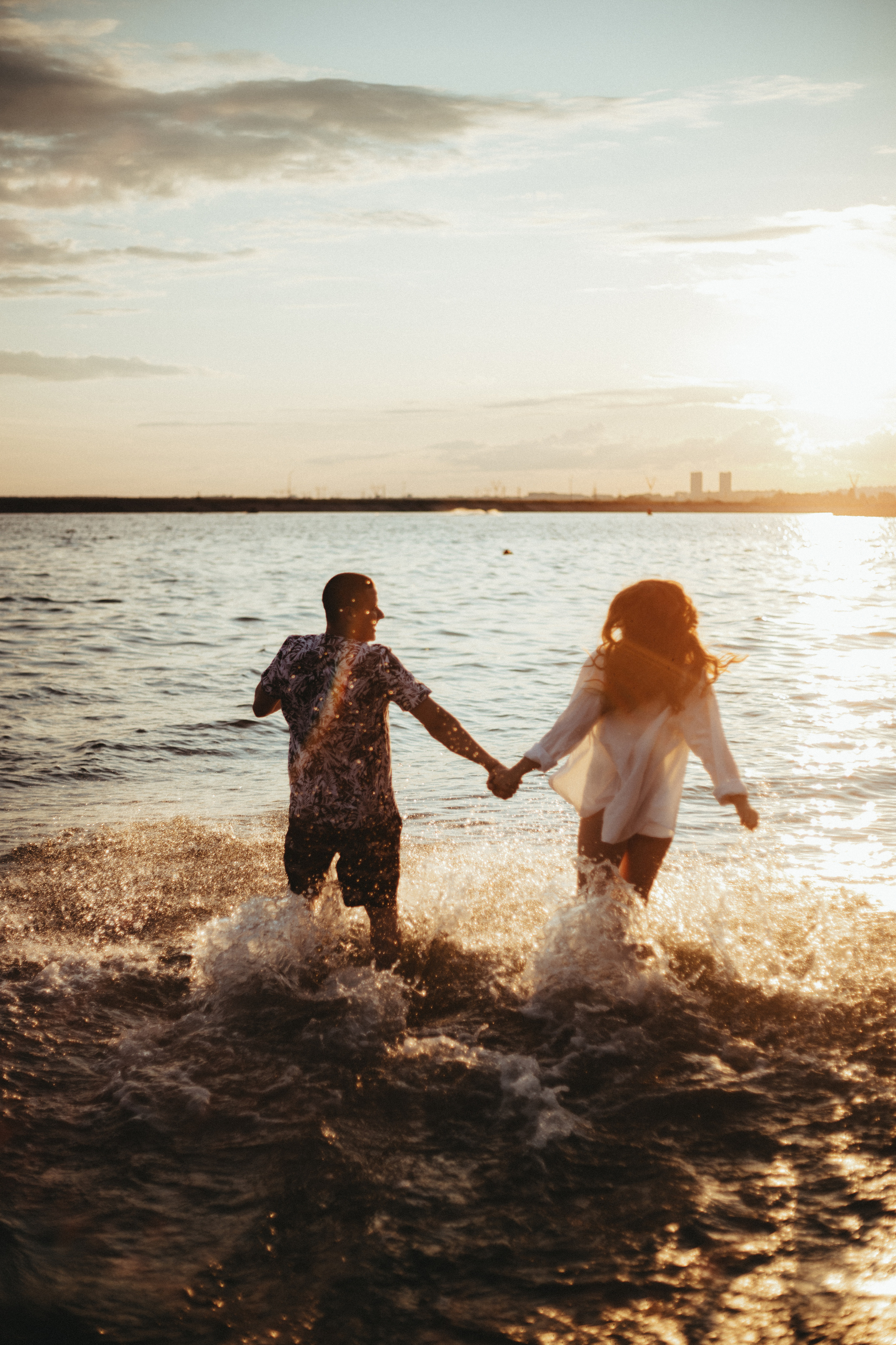 Юля и Дима | Фотосессия лавстори на море. Свадебный и портретный фотограф в Новосибирске Любовь Исакова
