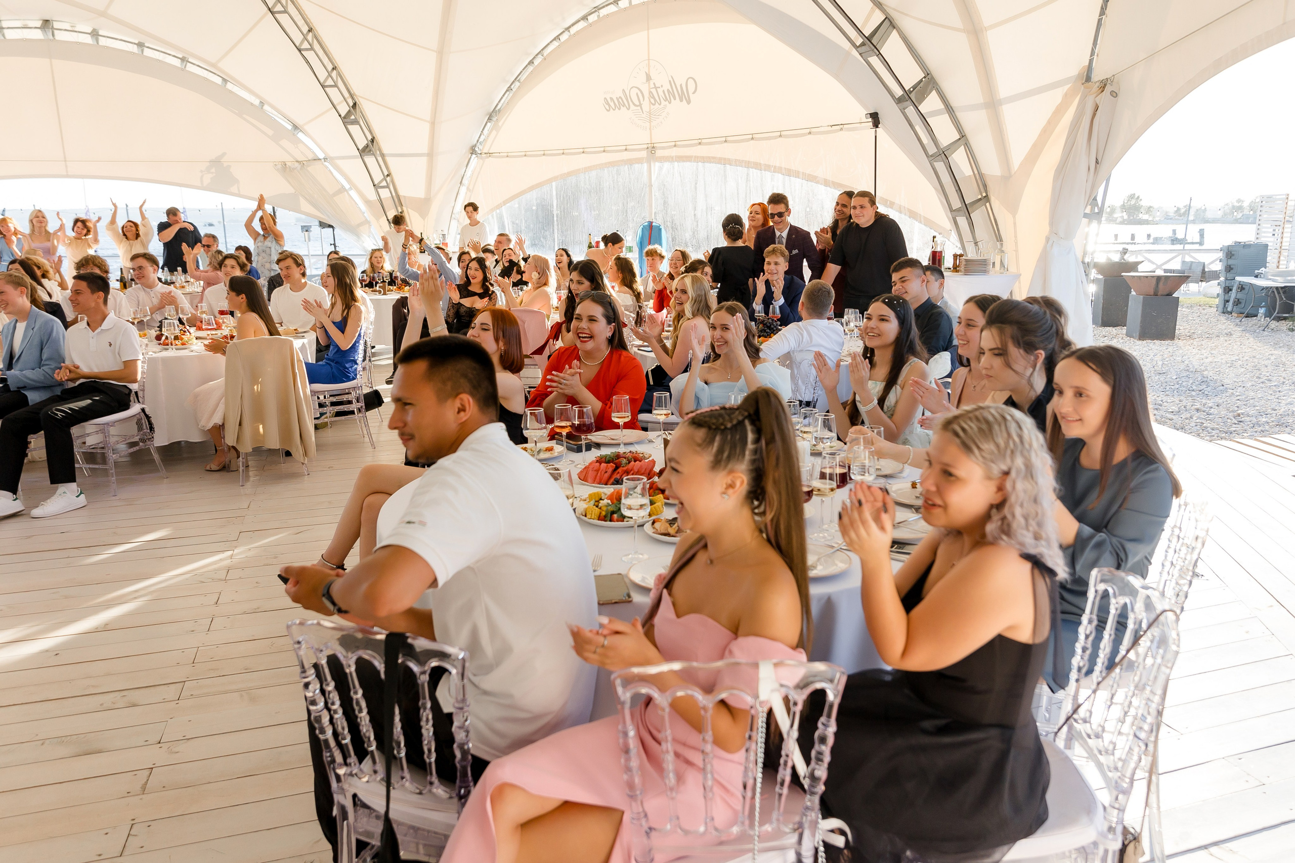 ВЫПУСКНОЙ White Place — Гимназия 52. Свадебный и семейный фотограф Динар Гильмутдинов