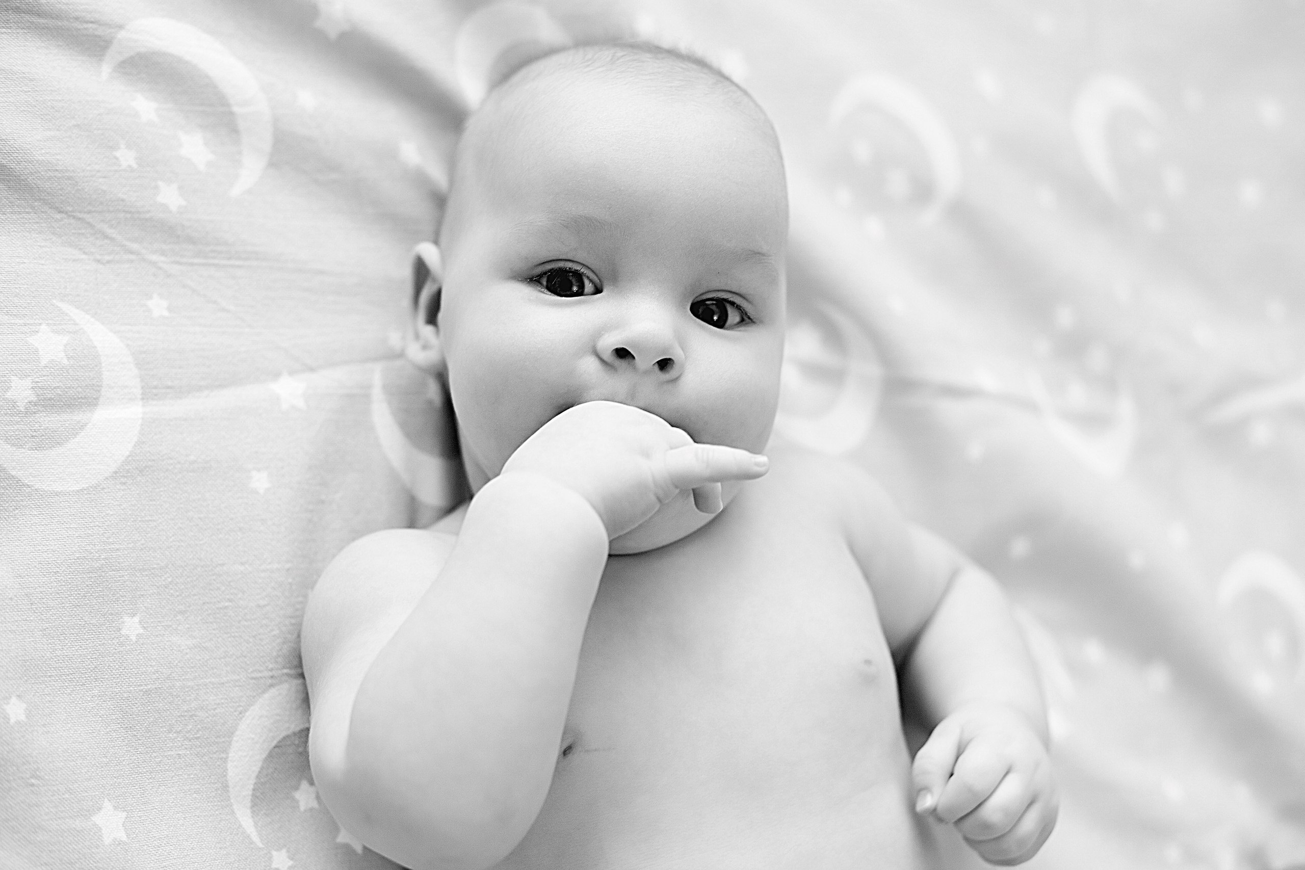 Домашнии ЧБ Истории. Фотограф новорожденных и детей до года в Новосибирске Ka