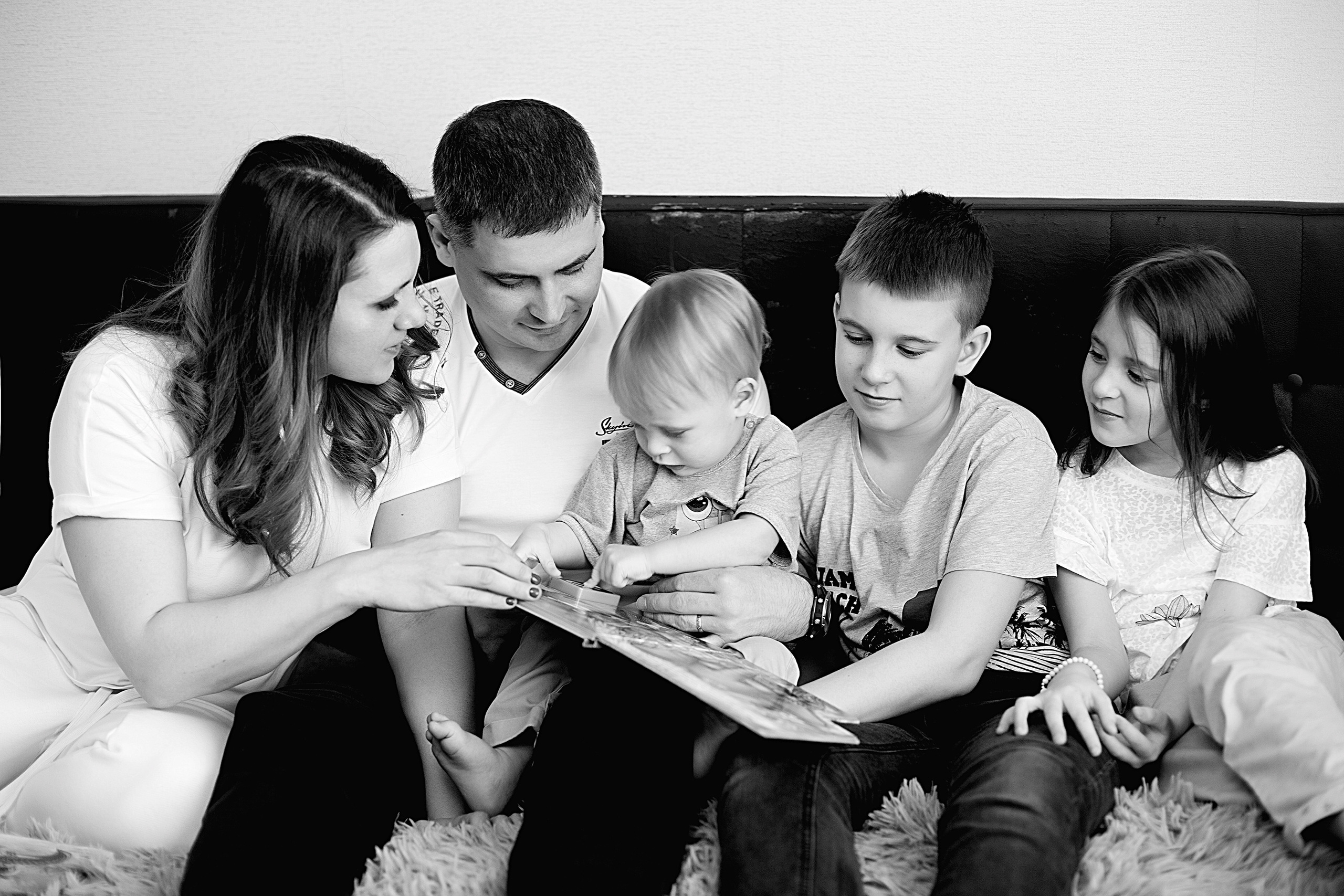 Домашнии ЧБ Истории. Фотограф новорожденных и детей до года в Новосибирске Ka