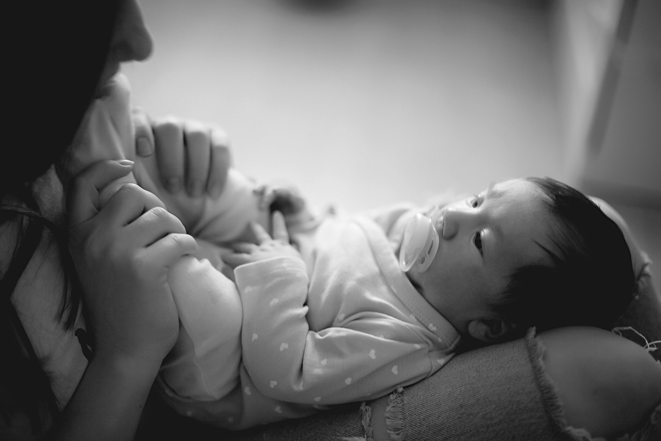 Домашнии ЧБ Истории. Фотограф новорожденных и детей до года в Новосибирске Ka