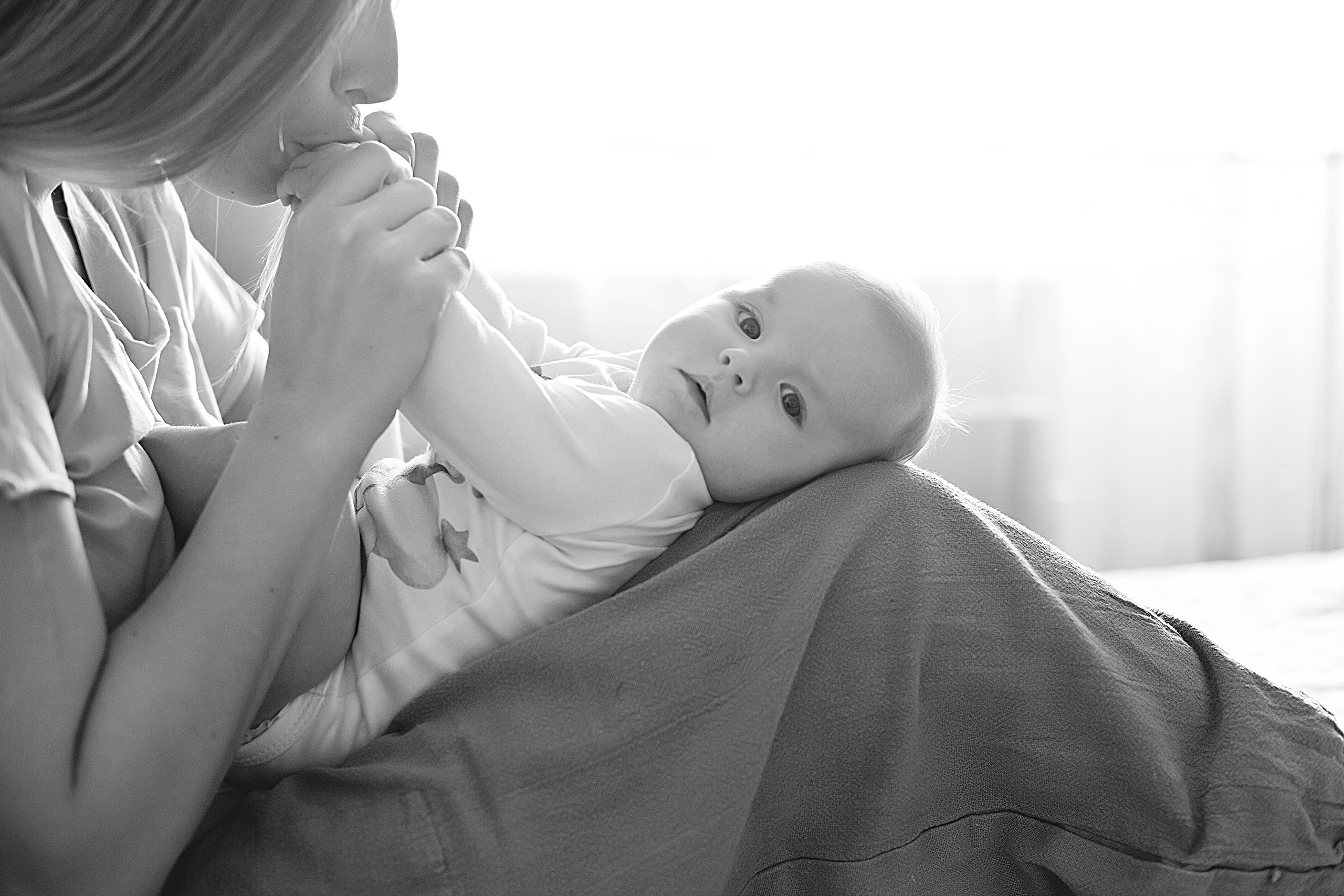 Домашнии ЧБ Истории. Фотограф новорожденных и детей до года в Новосибирске Ka