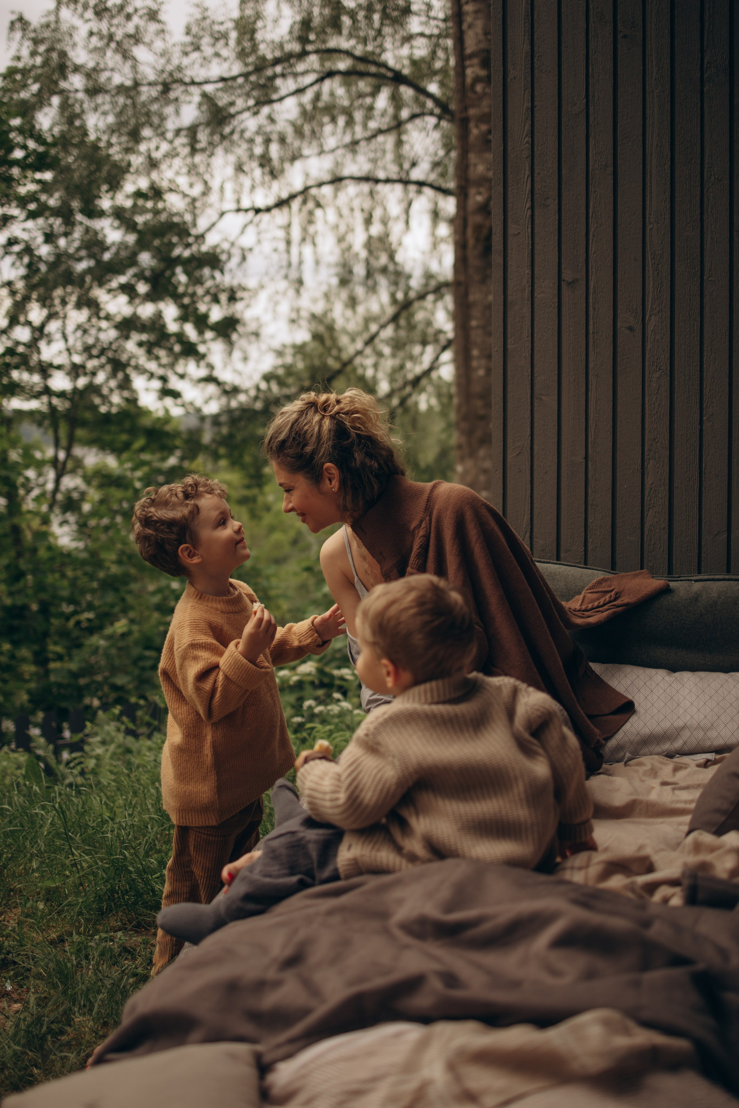 В домике. Семейный фотограф Екатерина Еремеева