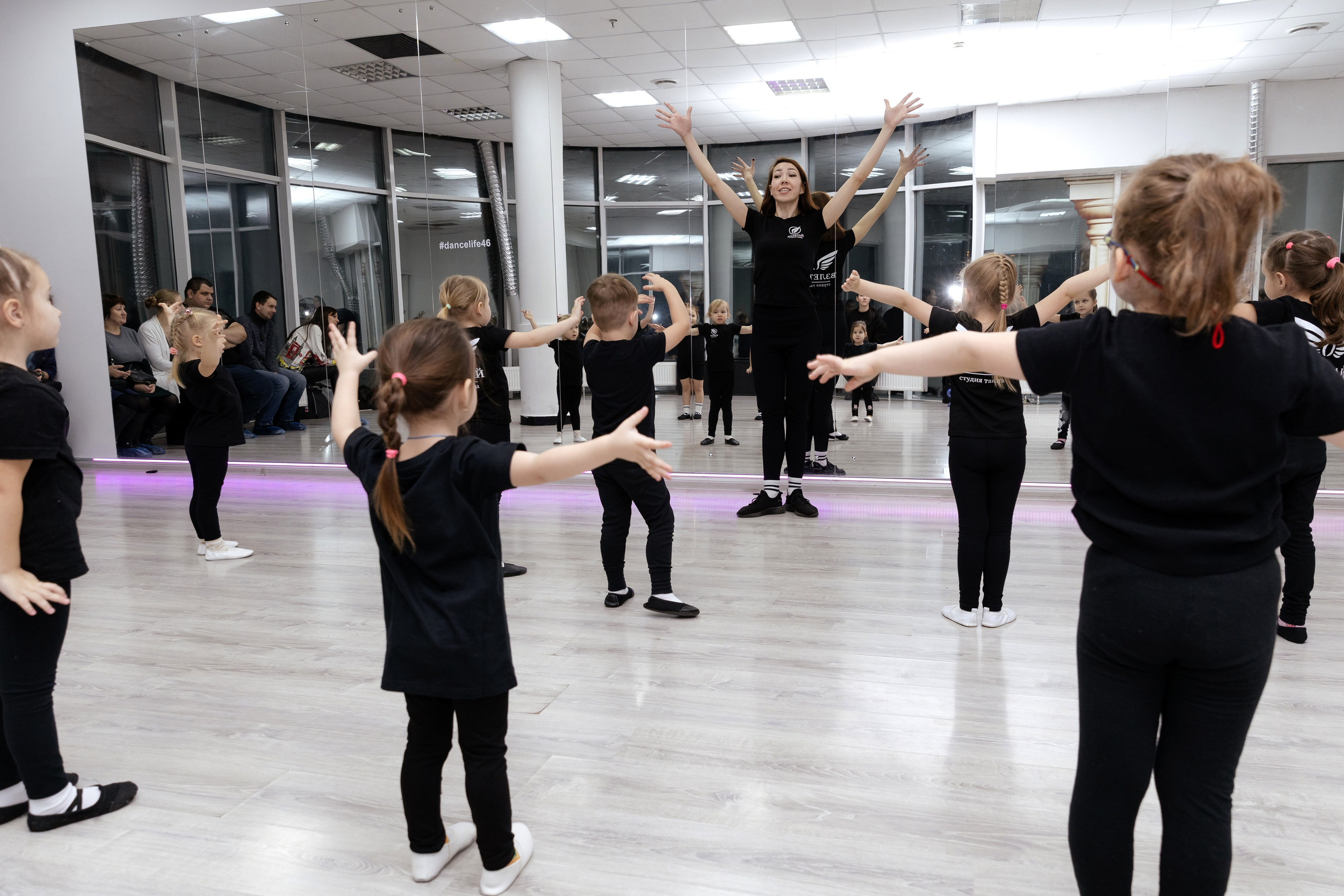 Студия «Взлетай». Открытый урок. Семейный фотограф — Макс Белогрудов
