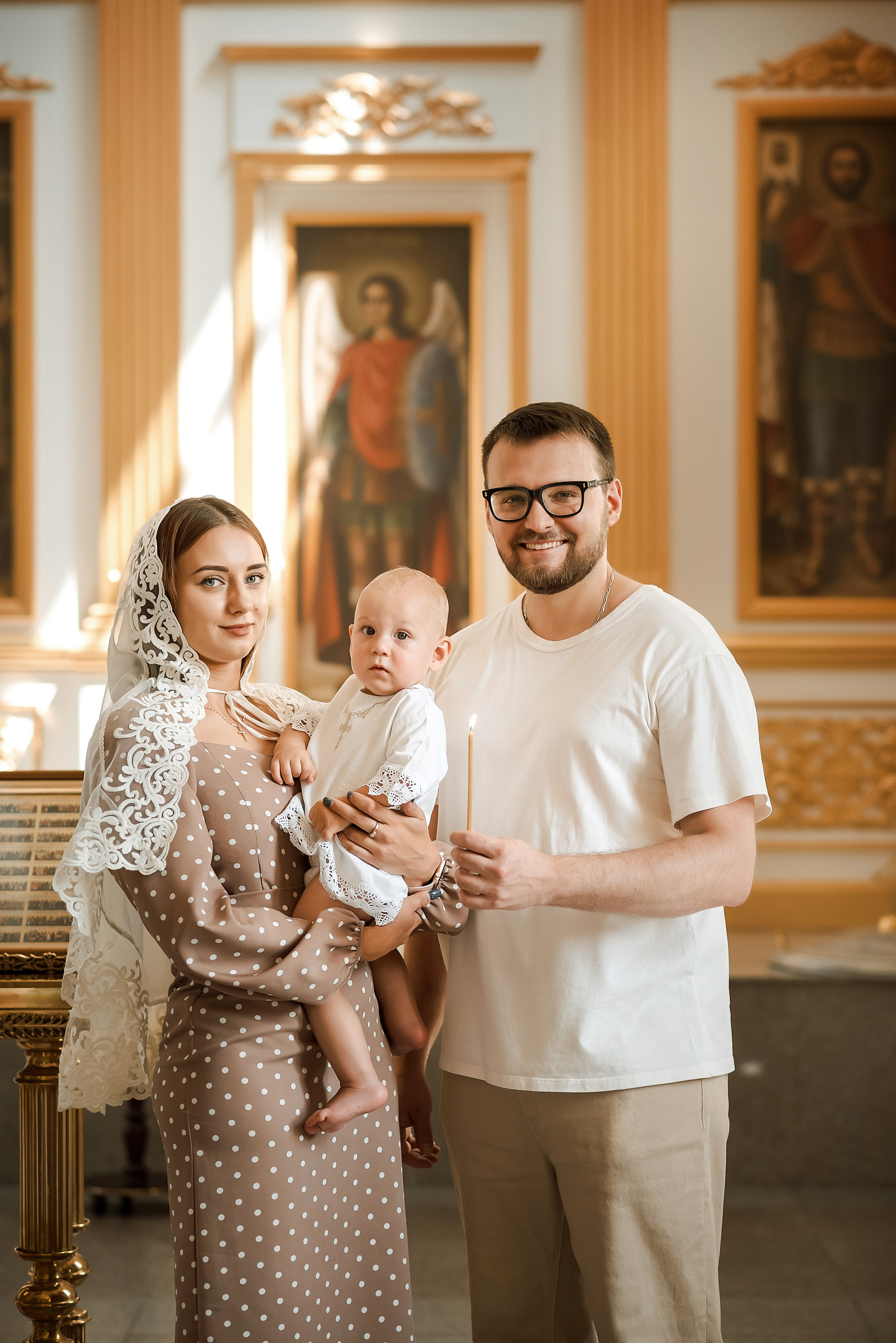 Крещение Дмитрияв Храме Иоанна Крондштатского. Семейный фотограф в Ростове-на-Дону Татьяна Литвинова