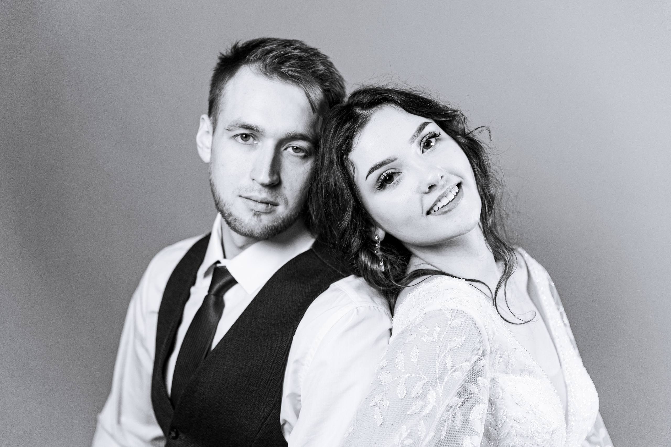 Маша и Никита. Свадебный студийный минимализм. Семейный и Персональный фотограф в Пензе