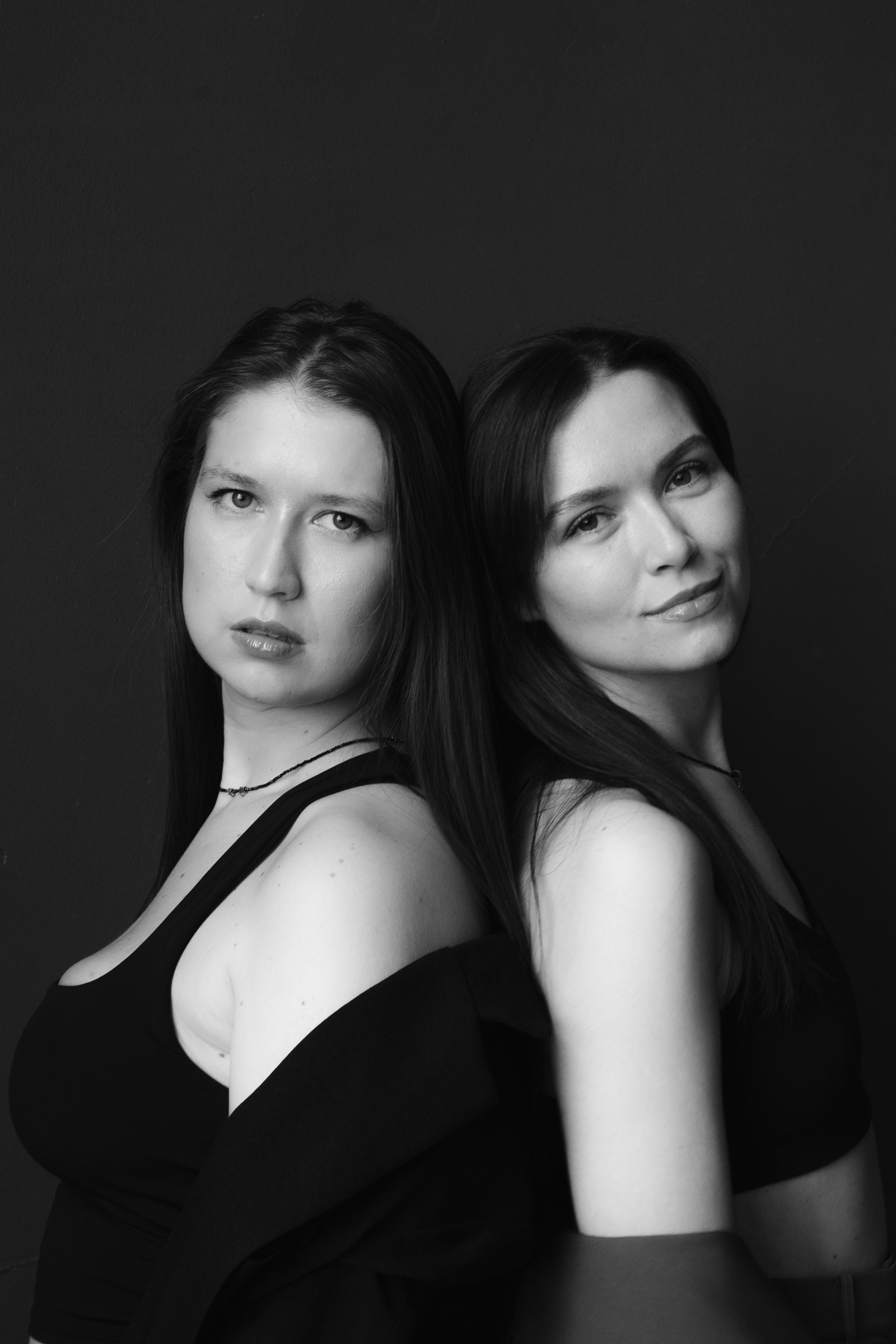 Две сестры. Свадебный и портретный фотограф в Новосибирске Любовь Исакова