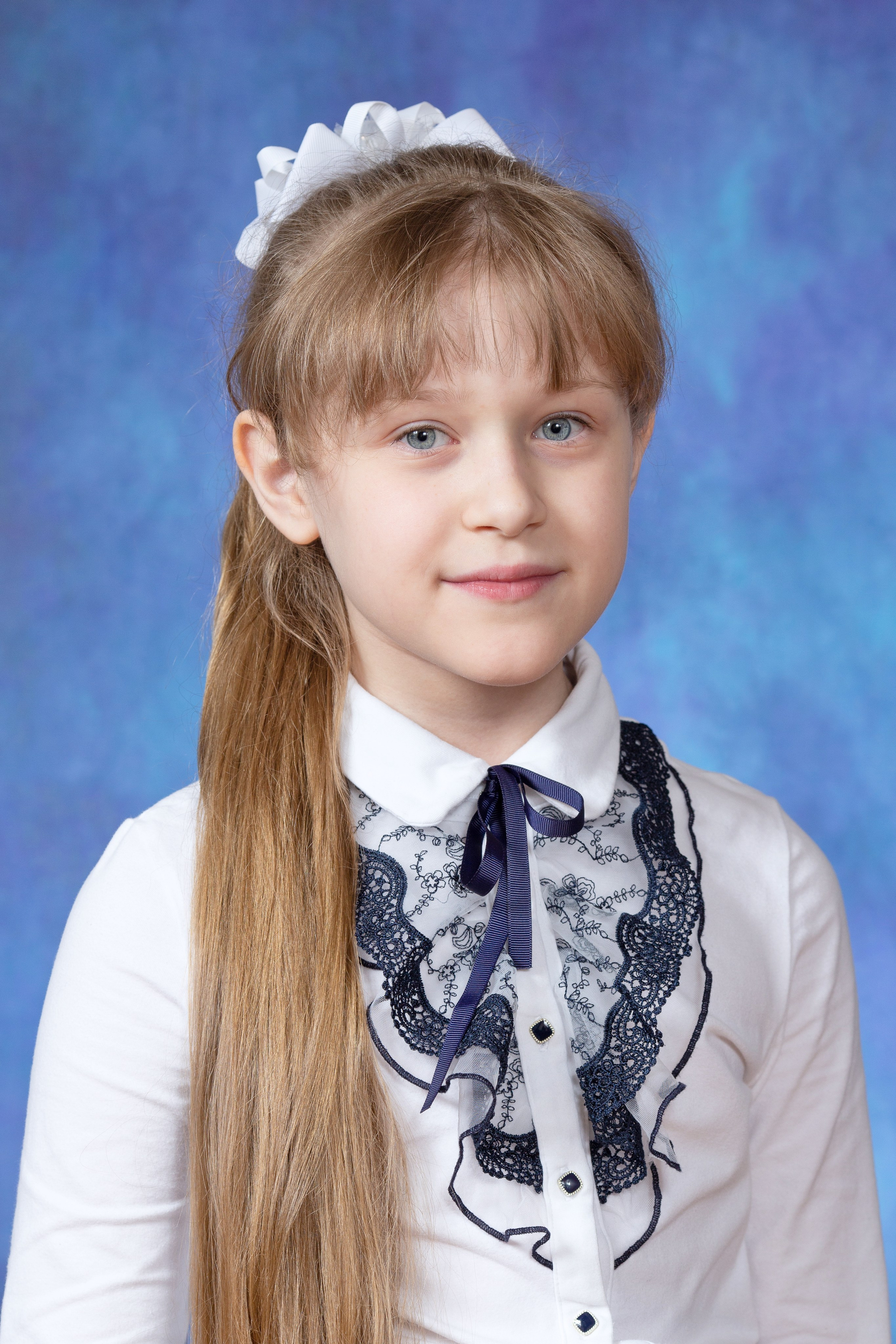 4 класс. Портреты. Школьные выпускные альбомы в Москве Марина Николаева