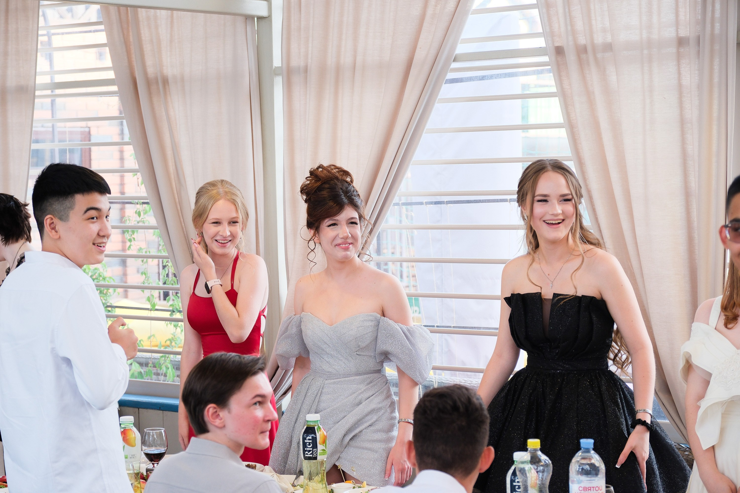 9 Класс Выпускной. Фотограф Анатолий Деникин