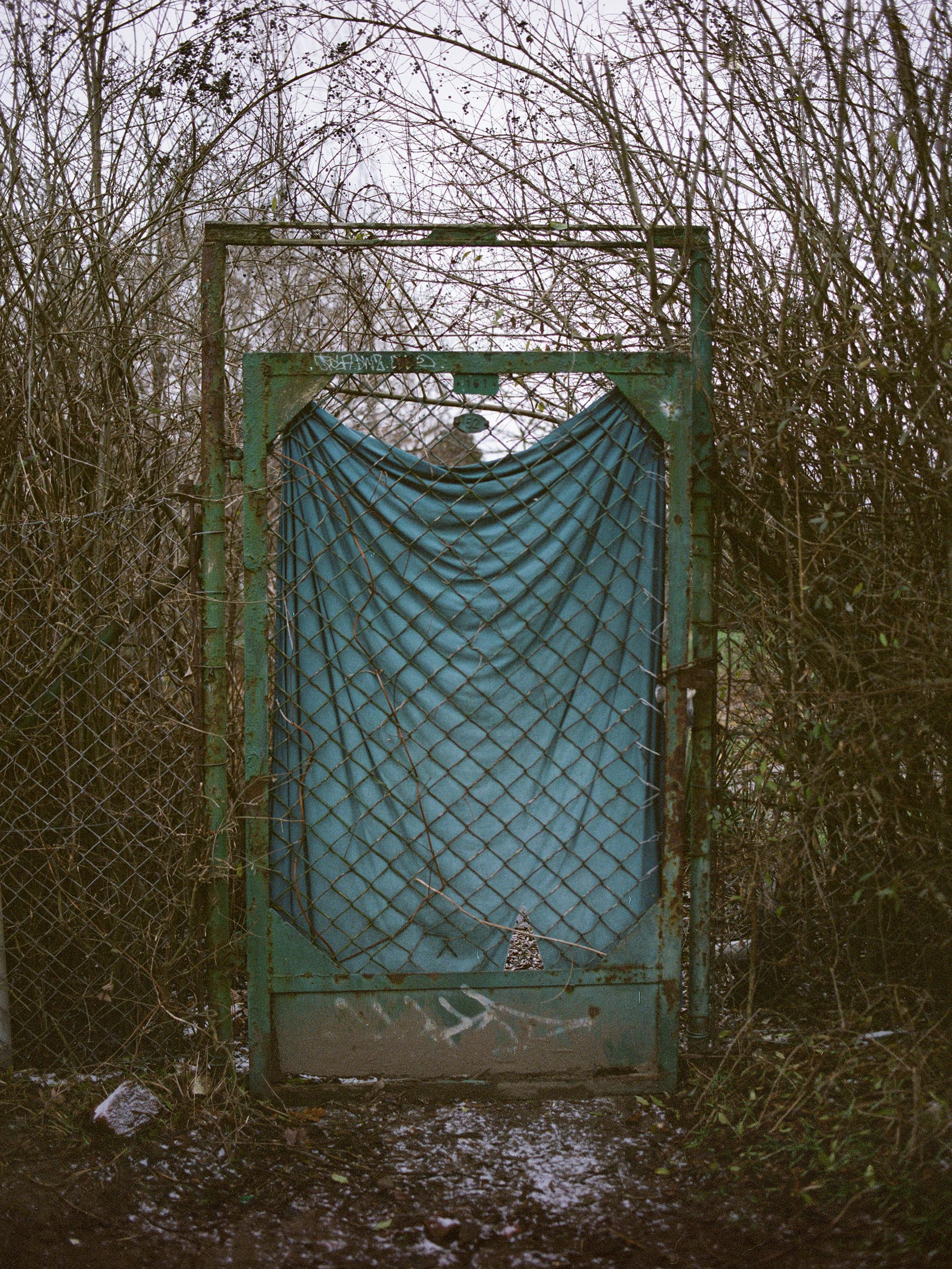 Floating numbness. Photographer, Documentary and Art