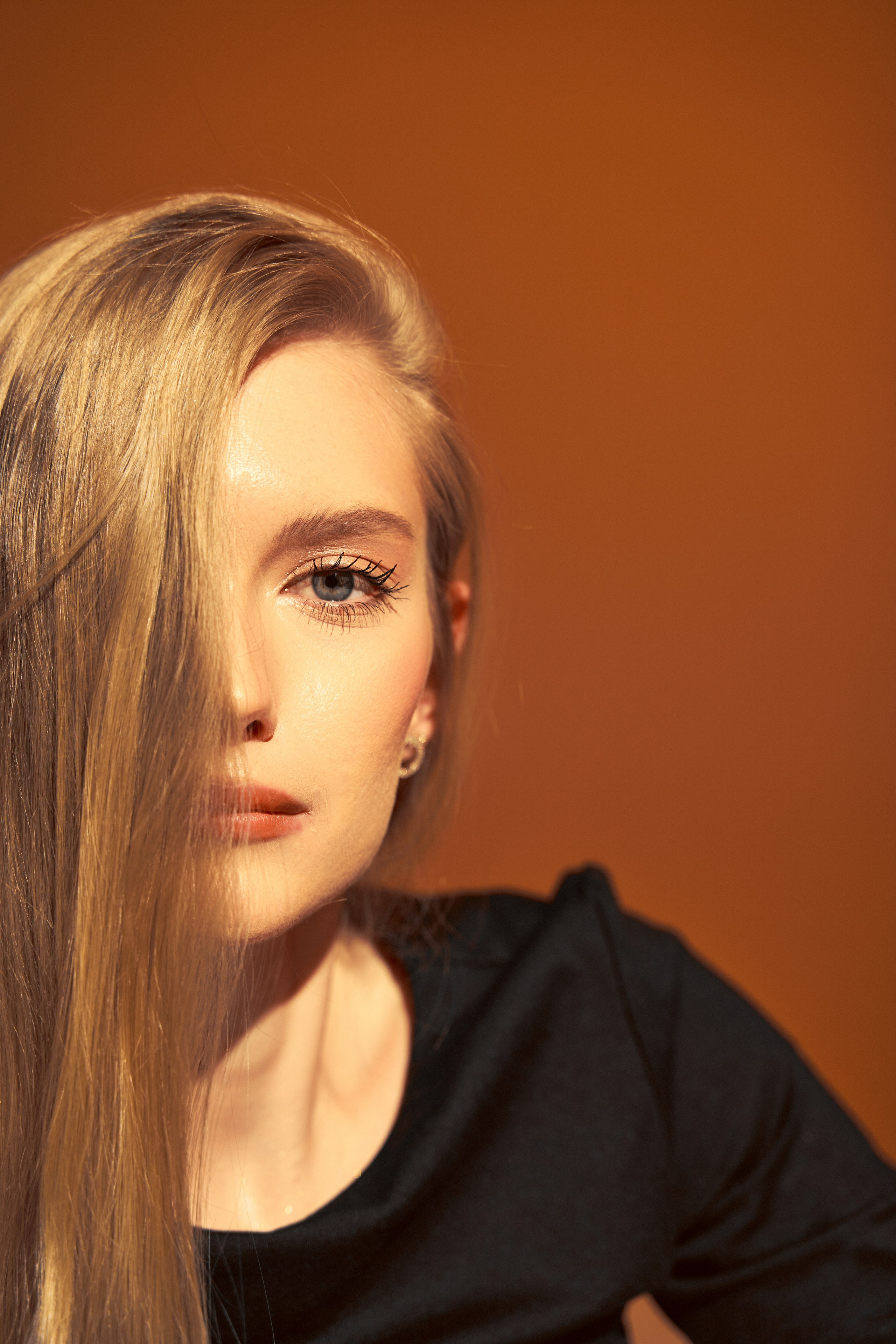 Женский портрет. Главная