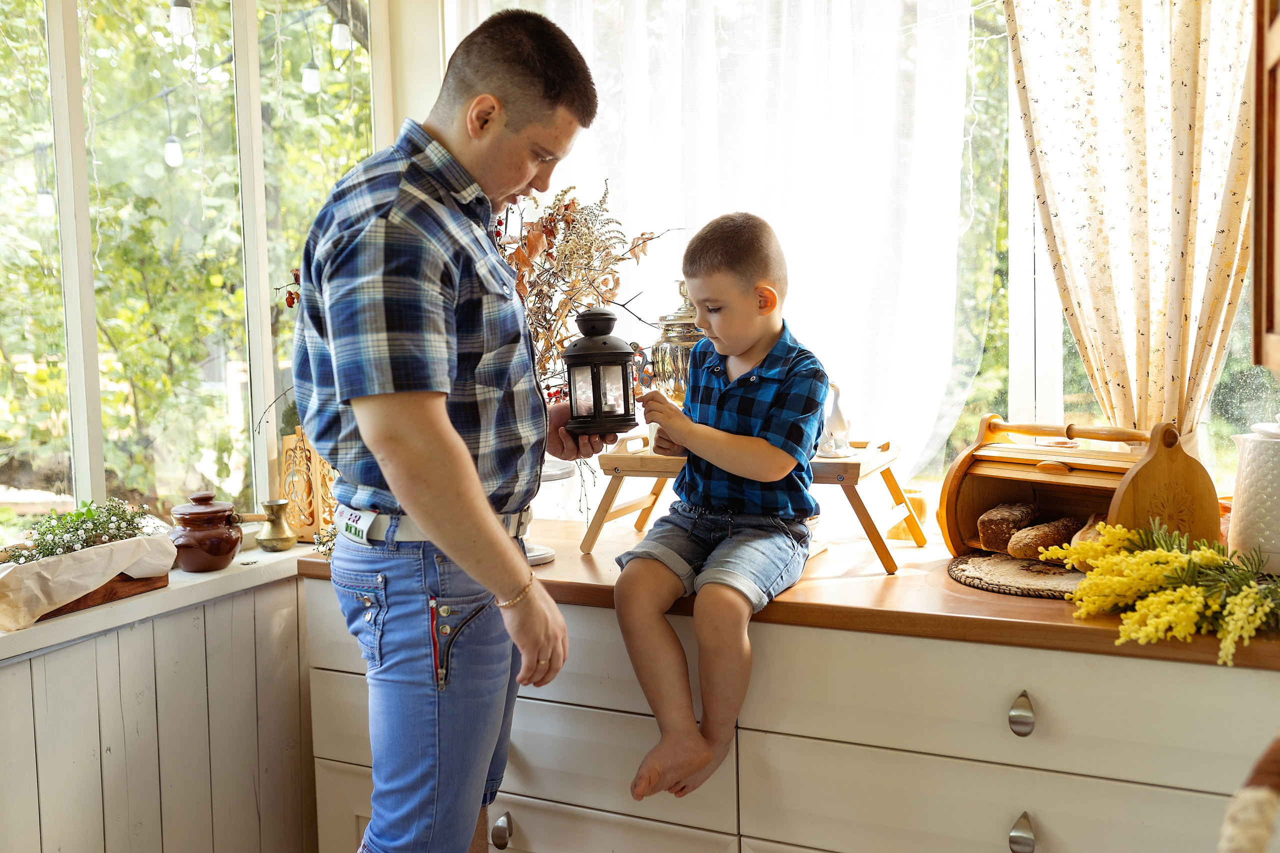 Семейная фотосессия на фотодаче в Купавне. Фотограф в Железнодорожном и Балашихе