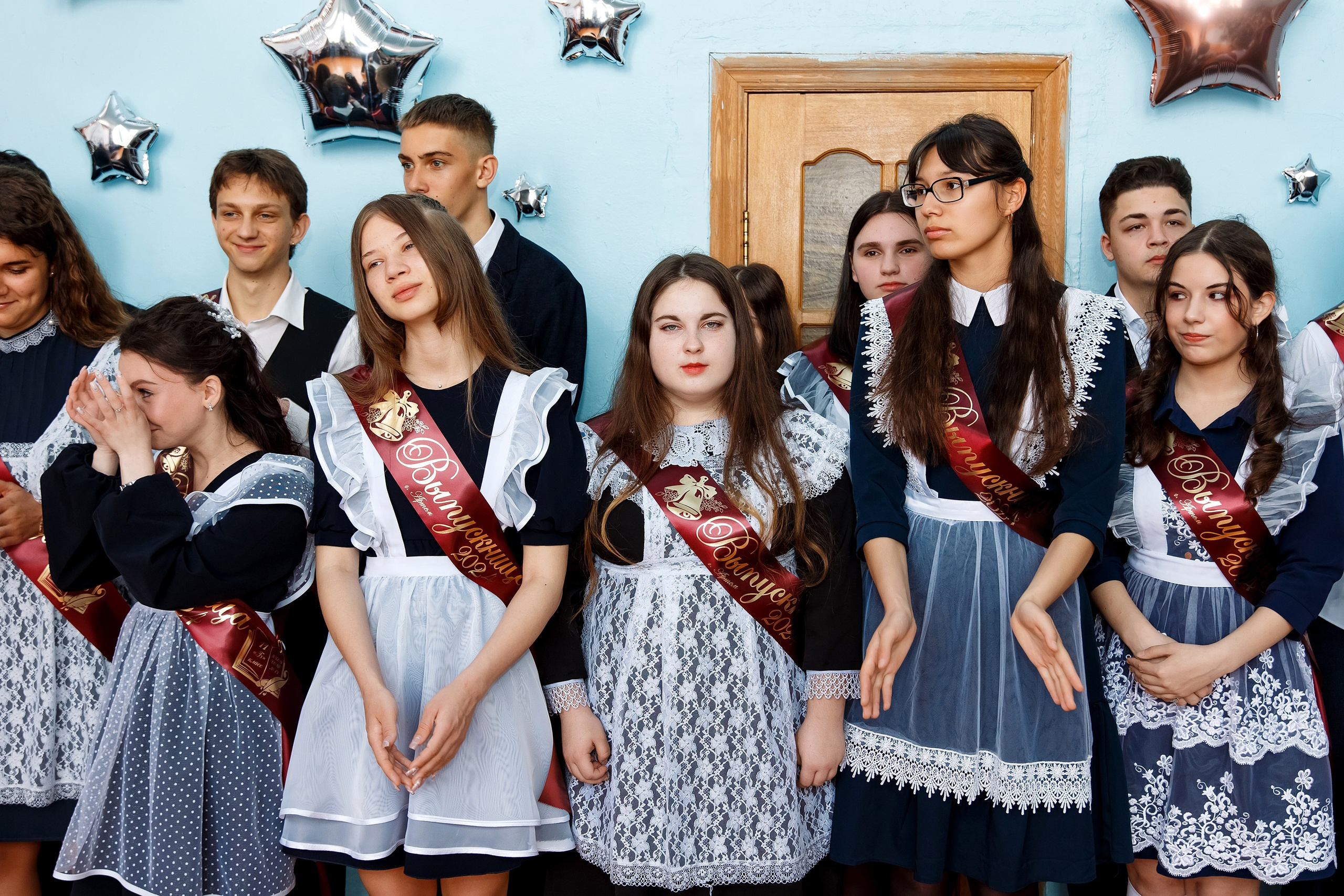 11 класс Последний звонок. Фотограф Любовь Корниенко, Примоский край