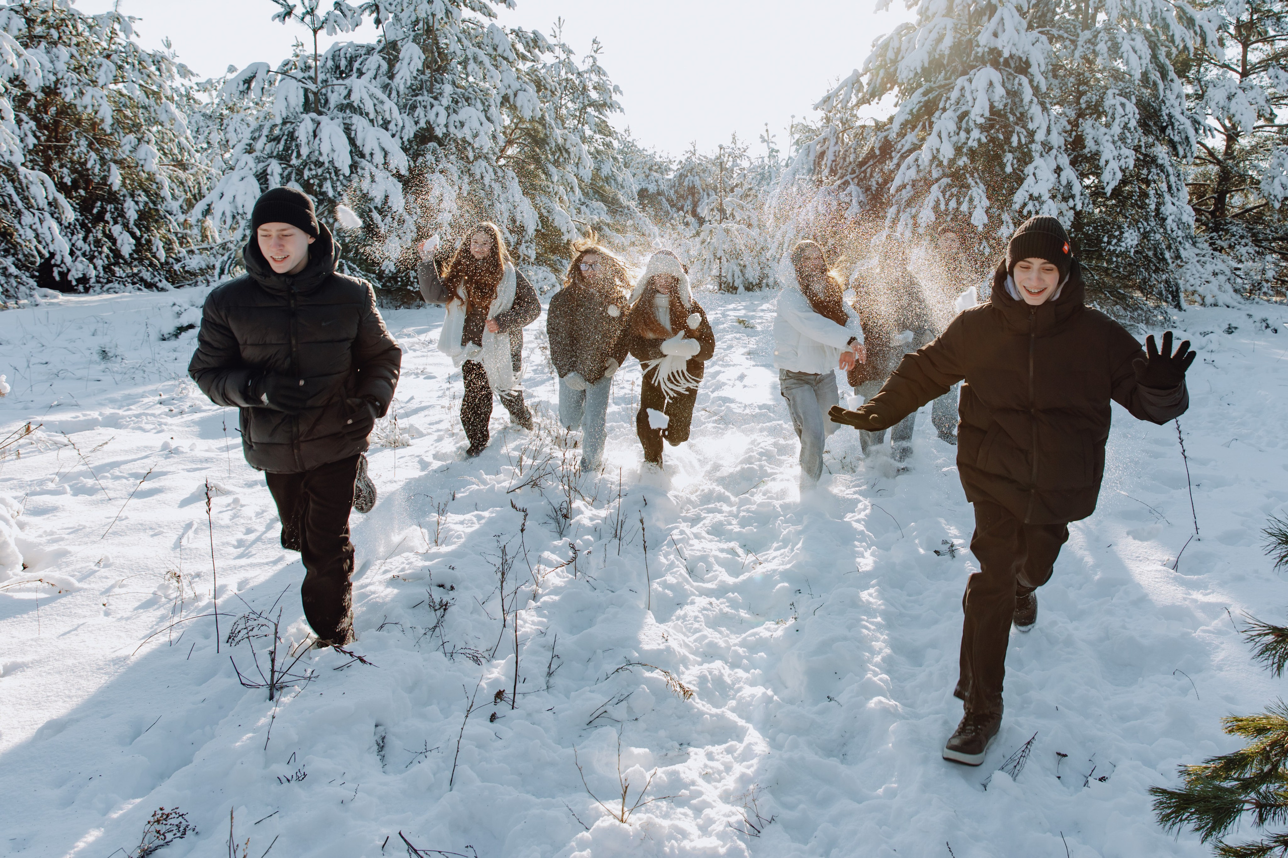 Школьные альбомы в Чернянке. Фотограф Максим Никонов