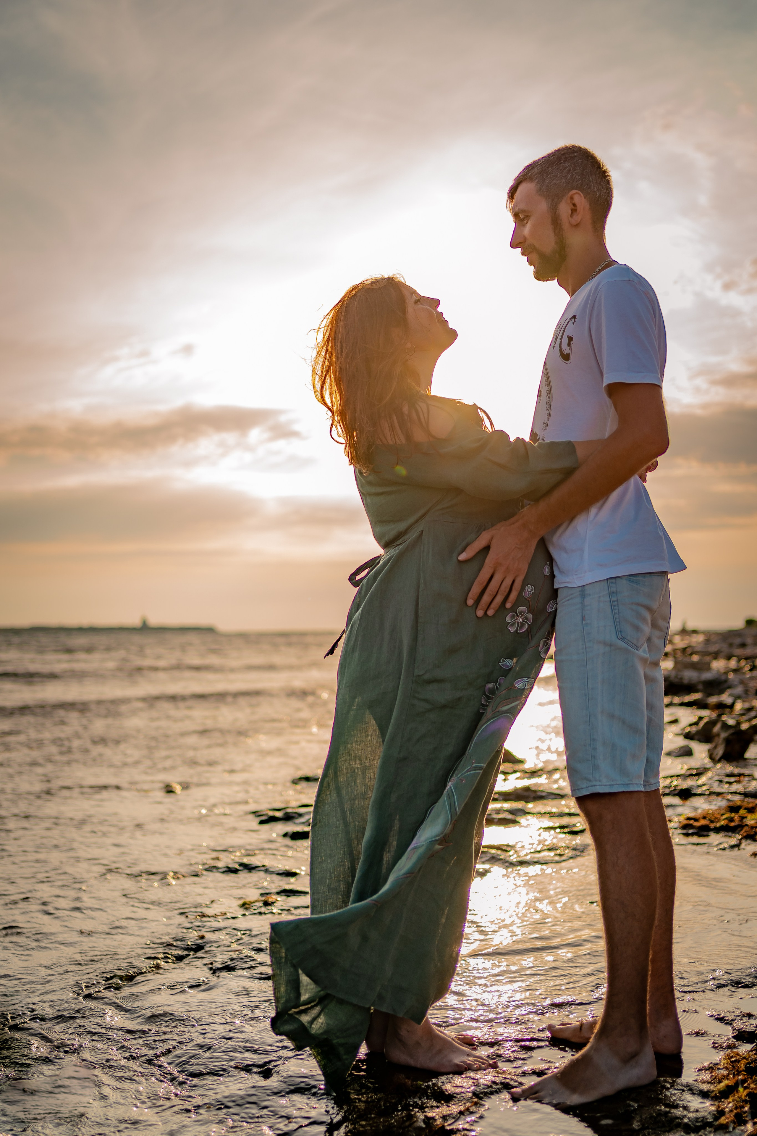 Вероника с мужем в Крыму. Семейный фотограф Варвара Сорока в городе Москве