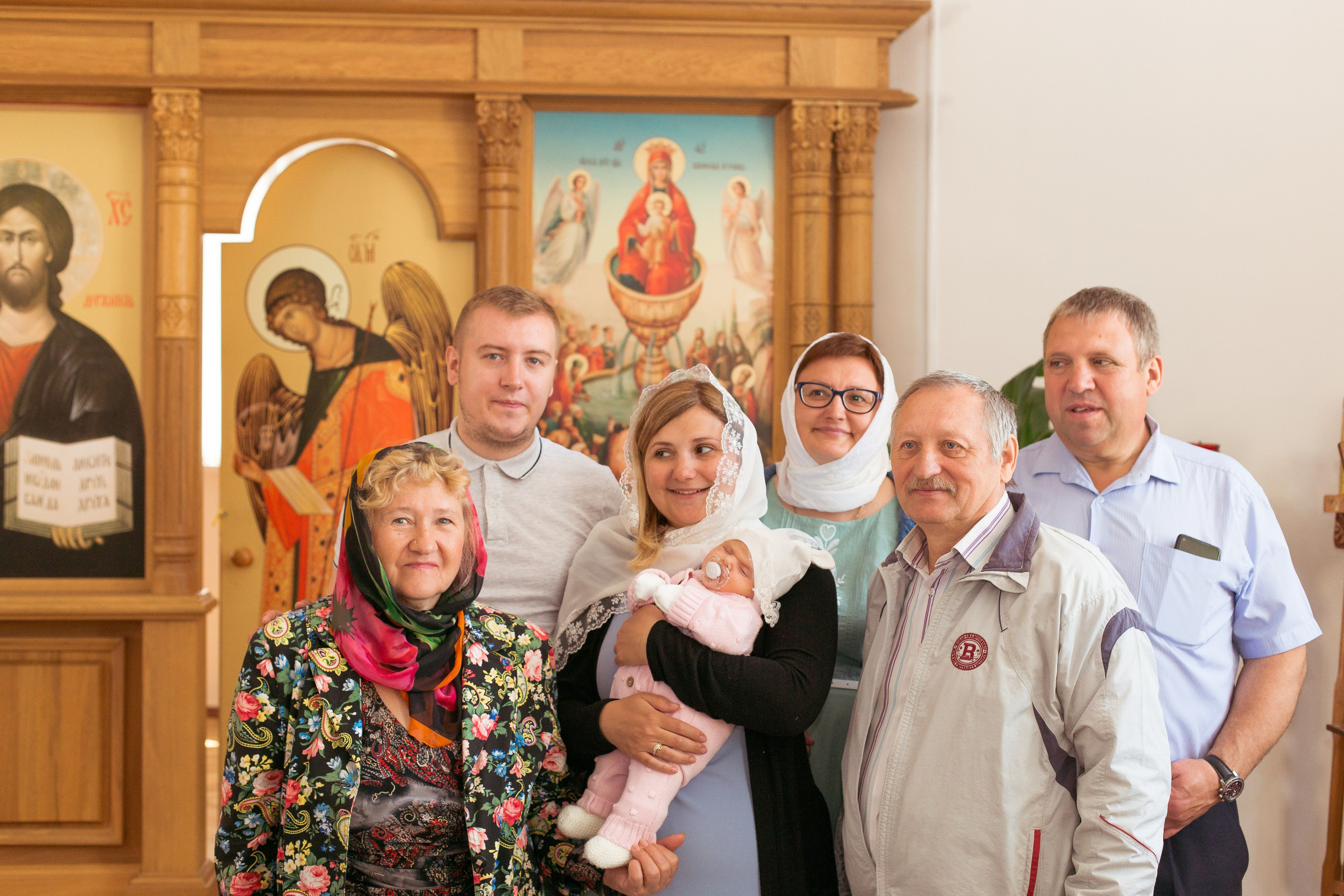 Крещение Ульяны. Успенская церковь. Фотограф новорожденных и детский в Сергиевом Посаде Кругликова Юлия