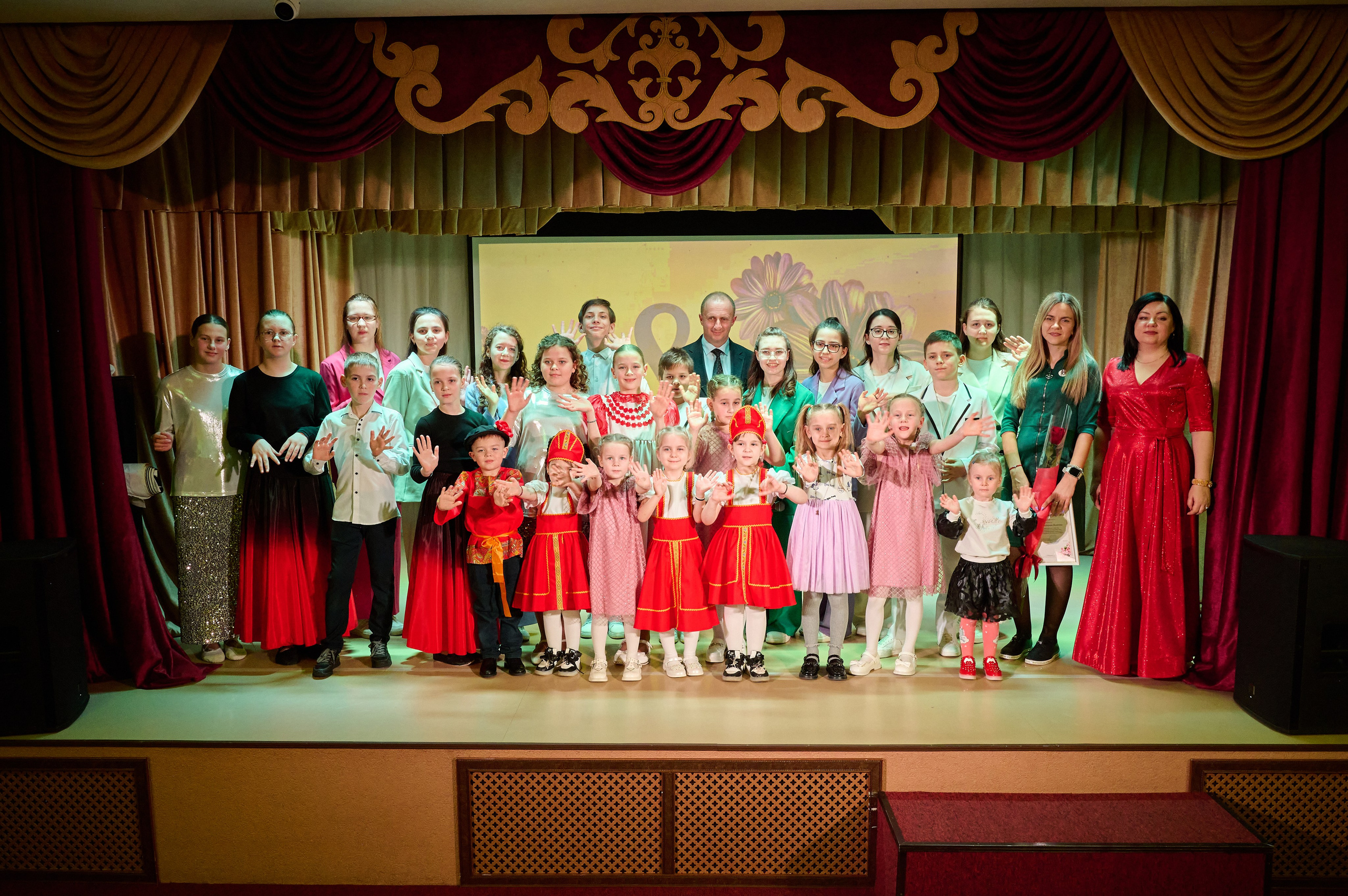 8 марта в Виноградном. Жизнь курорта Кабардинка в фотографиях