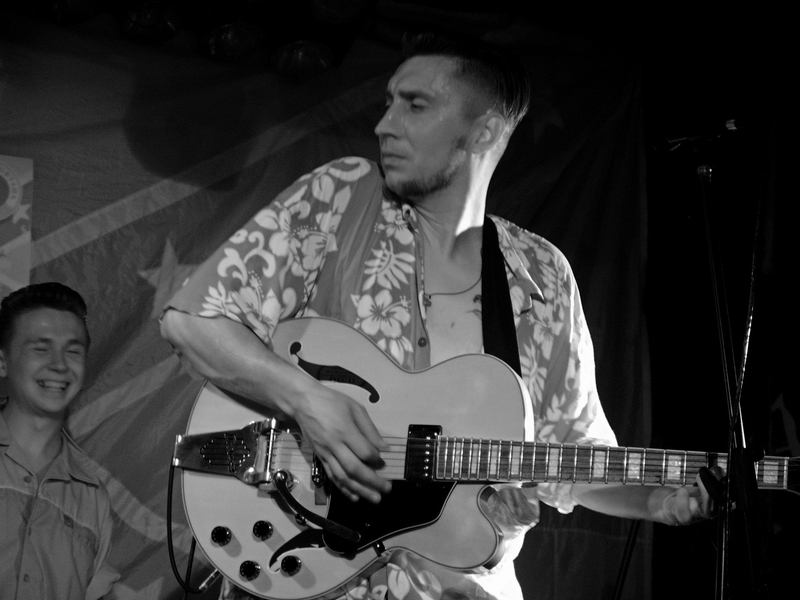 ROCK-&-ROLL ISLAND. Фотография, как она есть