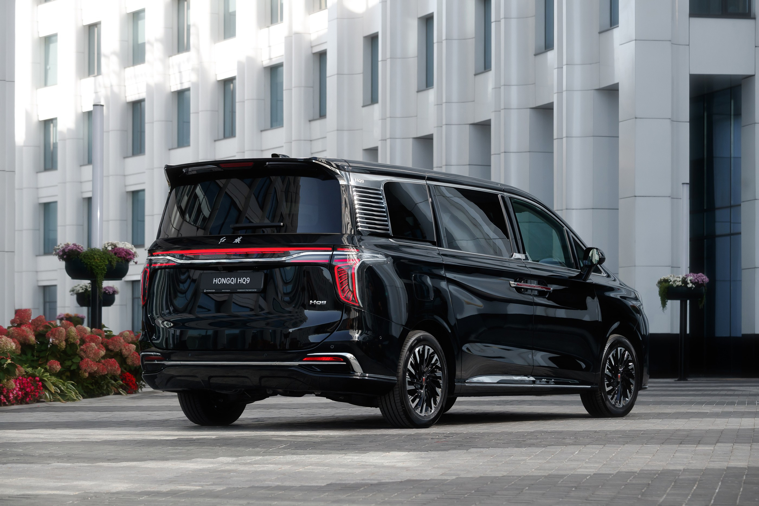 Hongqi HS9. Фотограф Дмитрий Питерский