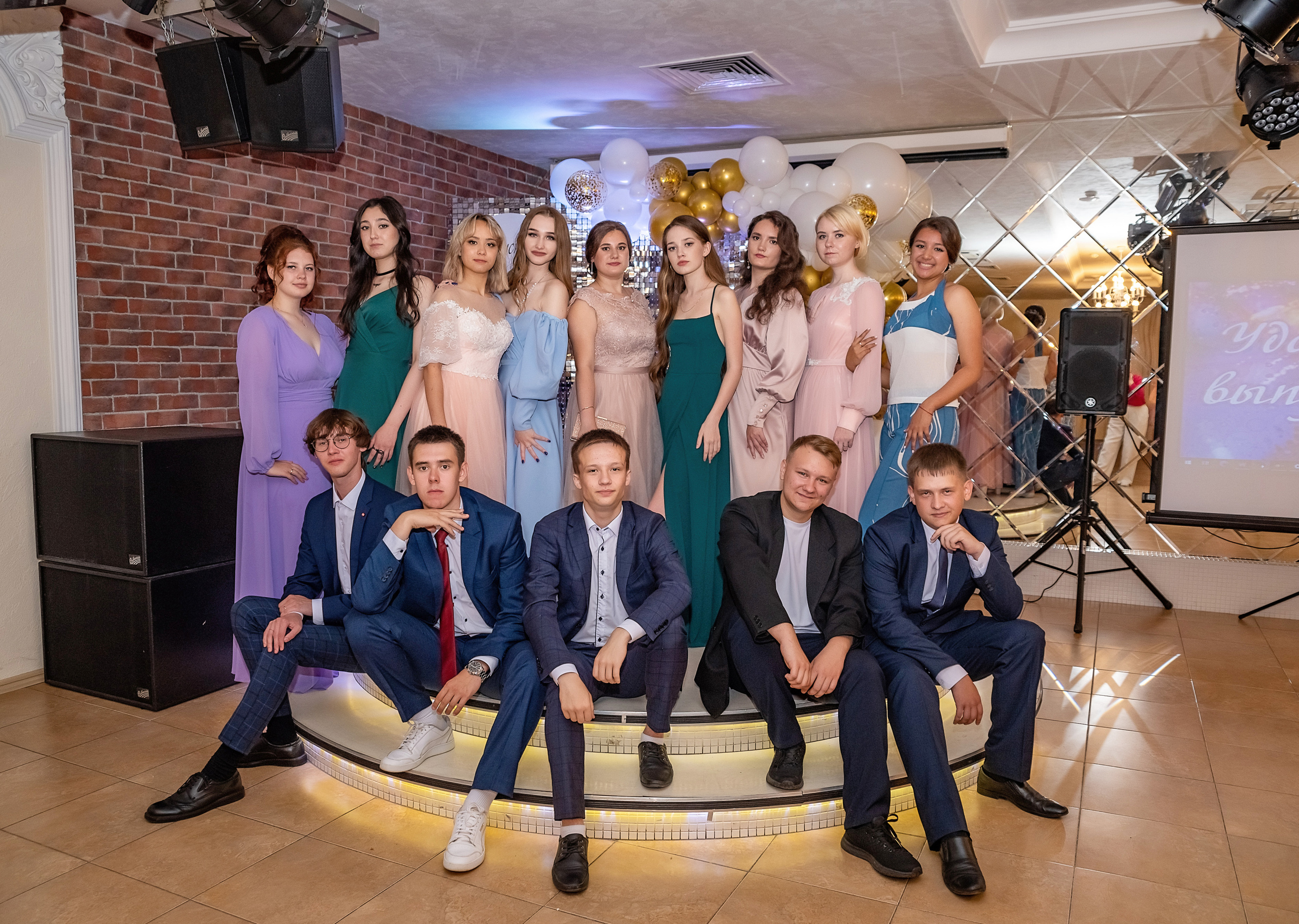 Альбом общей вёрстки на 25 разворотов. Школьный и семейный фотограф в Ульяновске Елена Агафонова