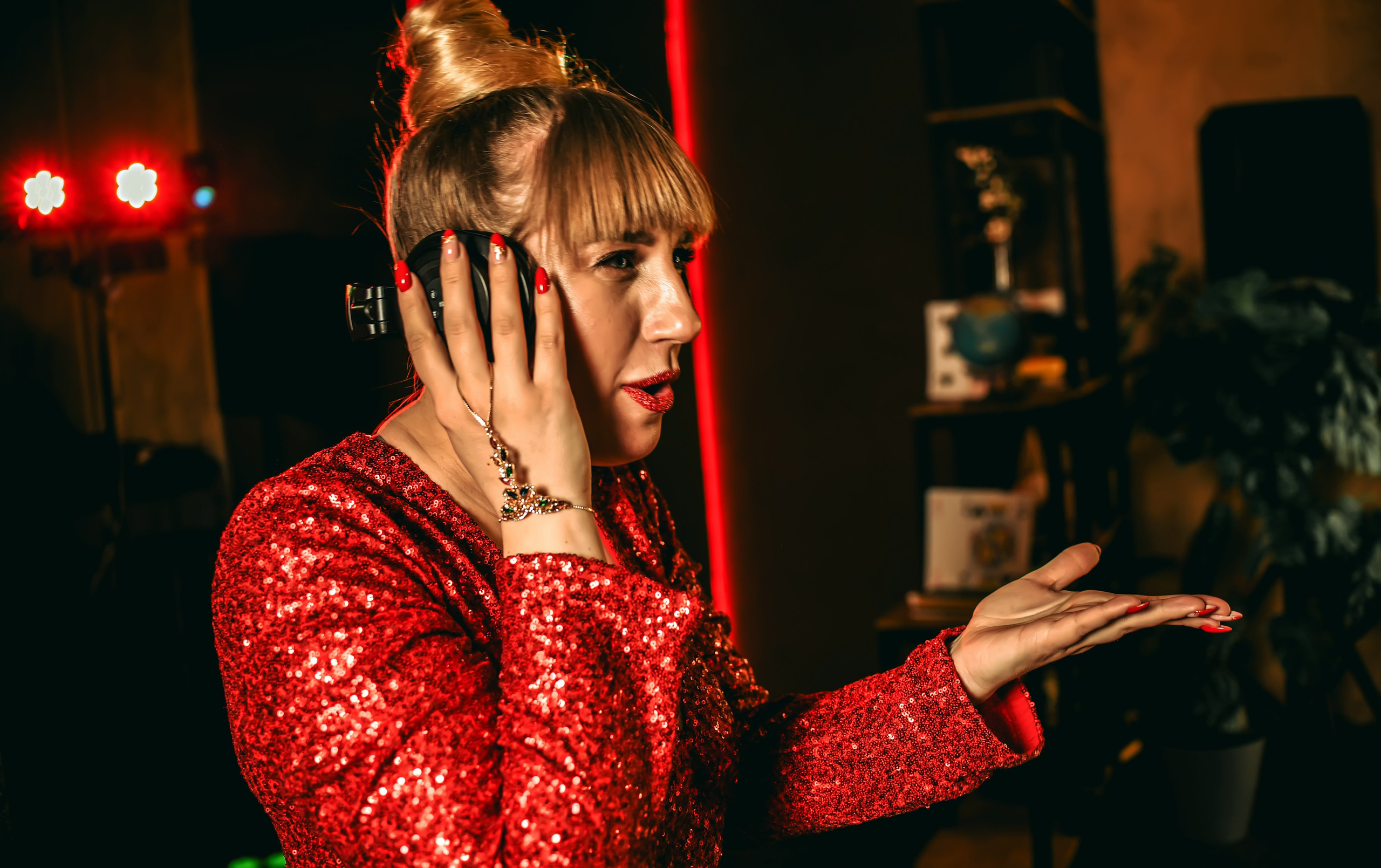 Тематическая вечеринка на юбилей 35 лет. Свадебный, семейный, детский, контент фотограф в Омске Максим Ильин