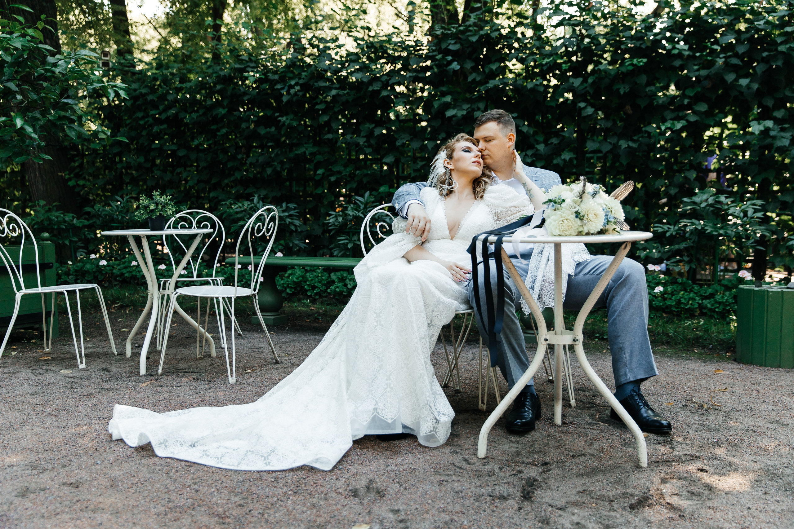 Свадьба в уютном летнем кафе в Летнем саду