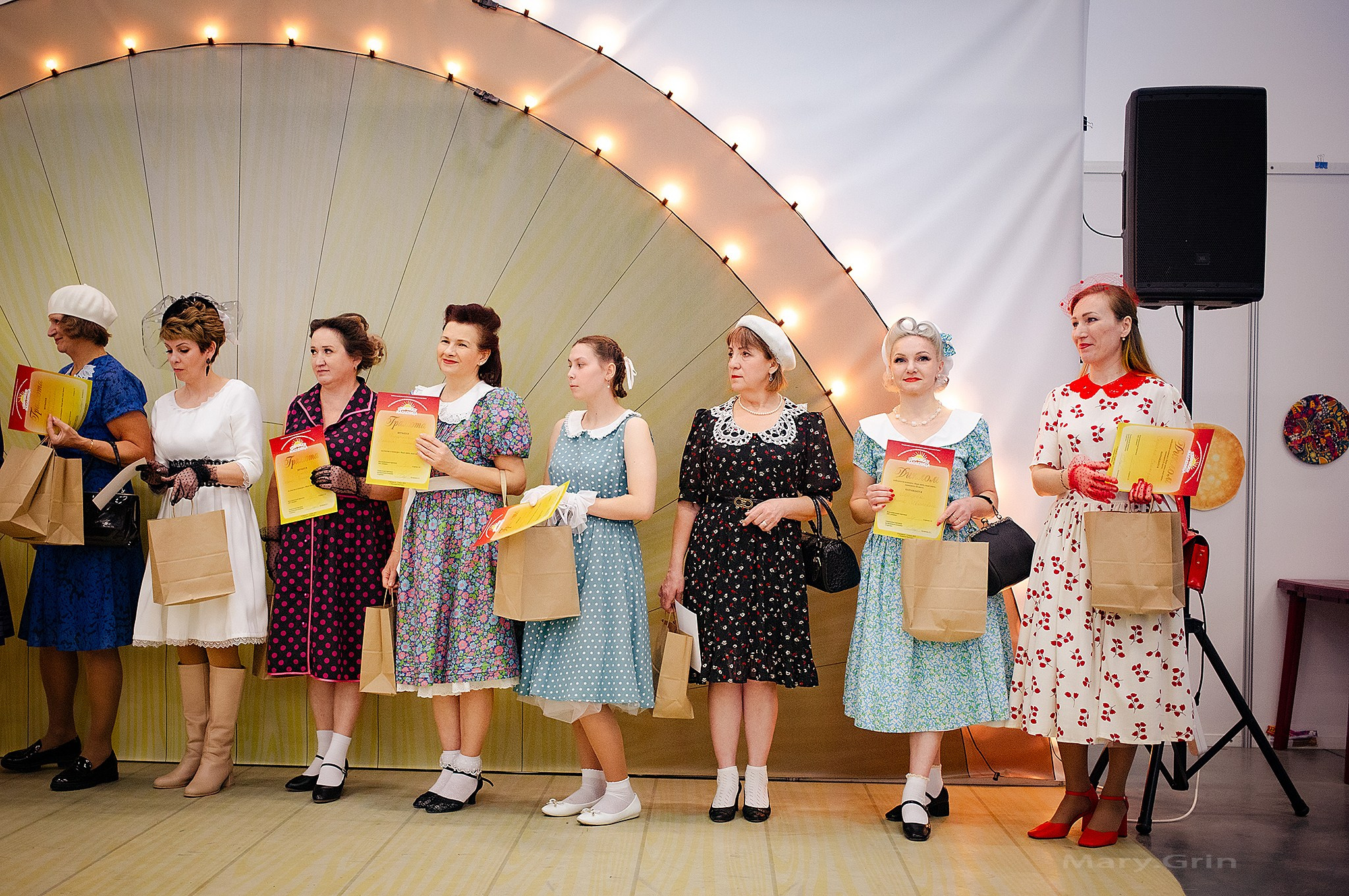 Показ моды 40х лет. Православная ярмарка 2025. Детский и семейный фотограф, фотограф мероприятий Нижний Новгород