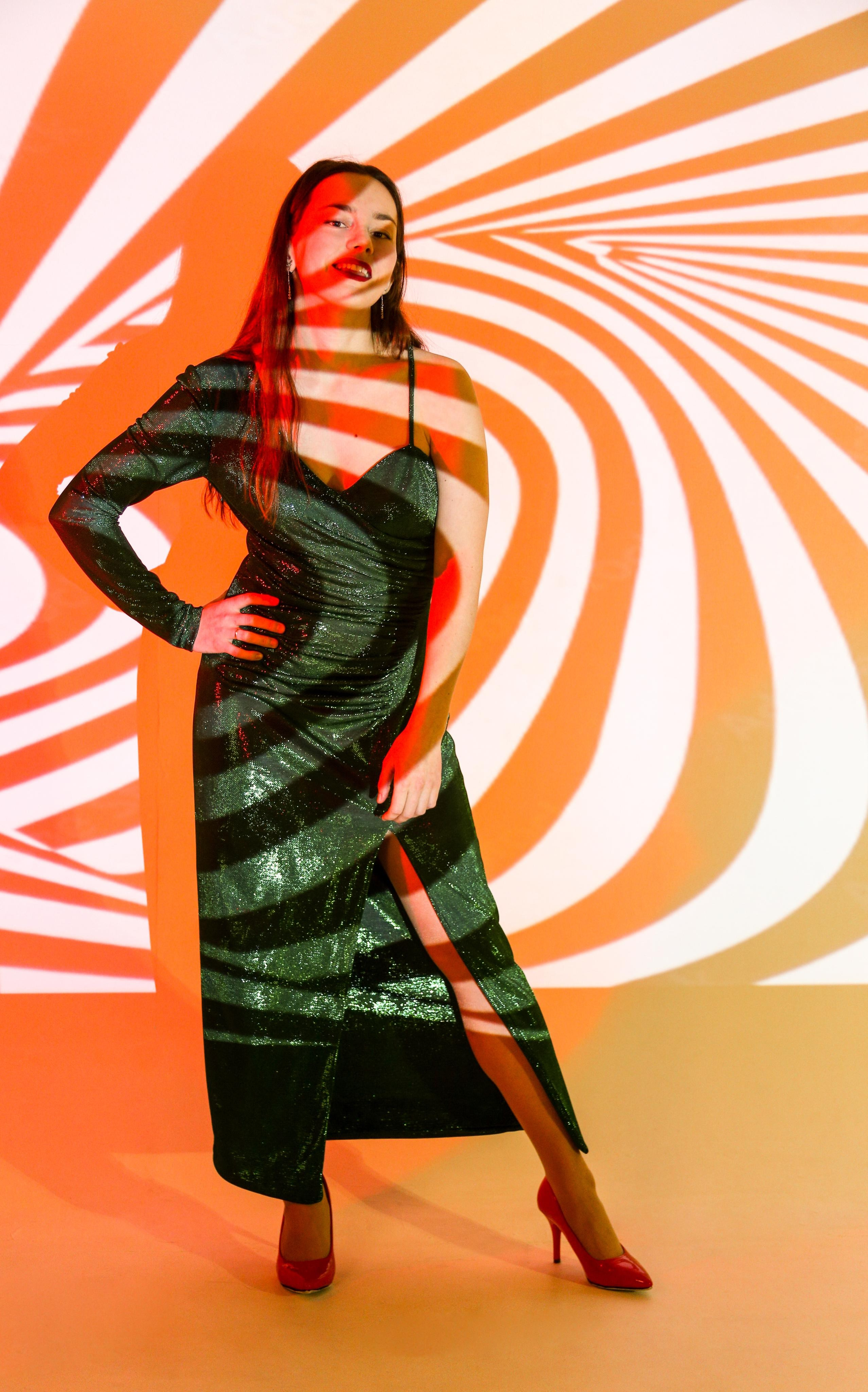 Даша в студии. Фотограф Пермь. Фотосессия в фотостудии Перми и на свежем воздухе