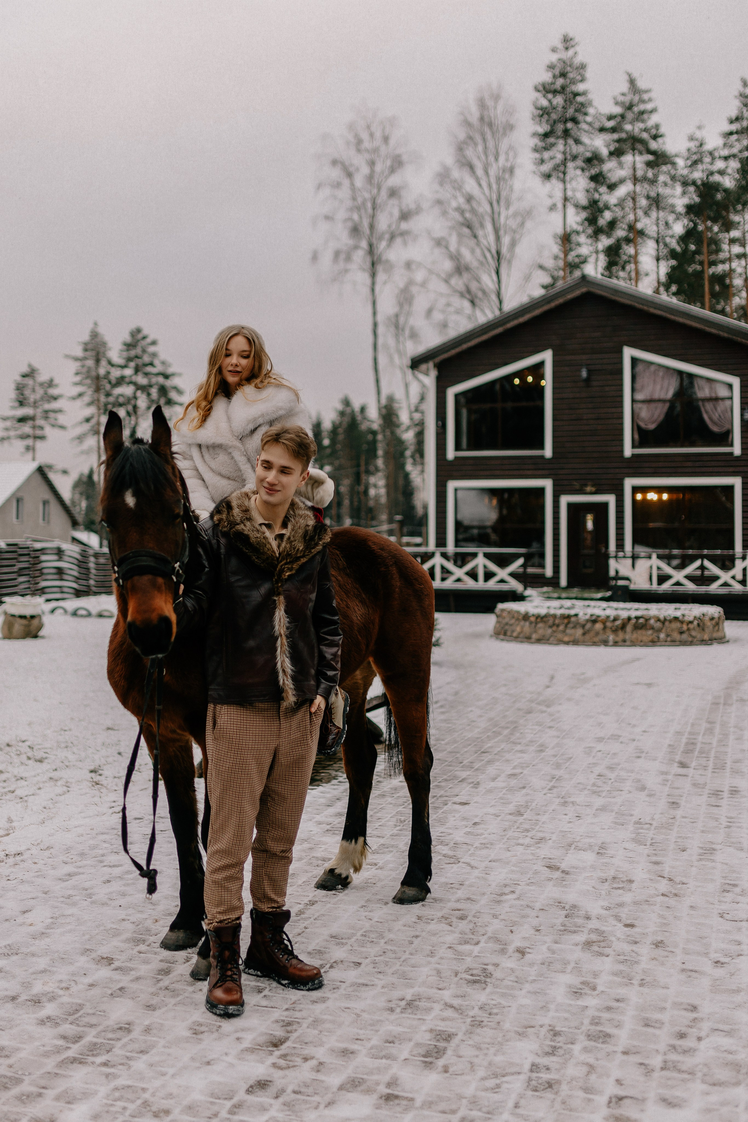 Илона и Арсений. Николь — ваш любимый фотограф в Санкт-Петербурге