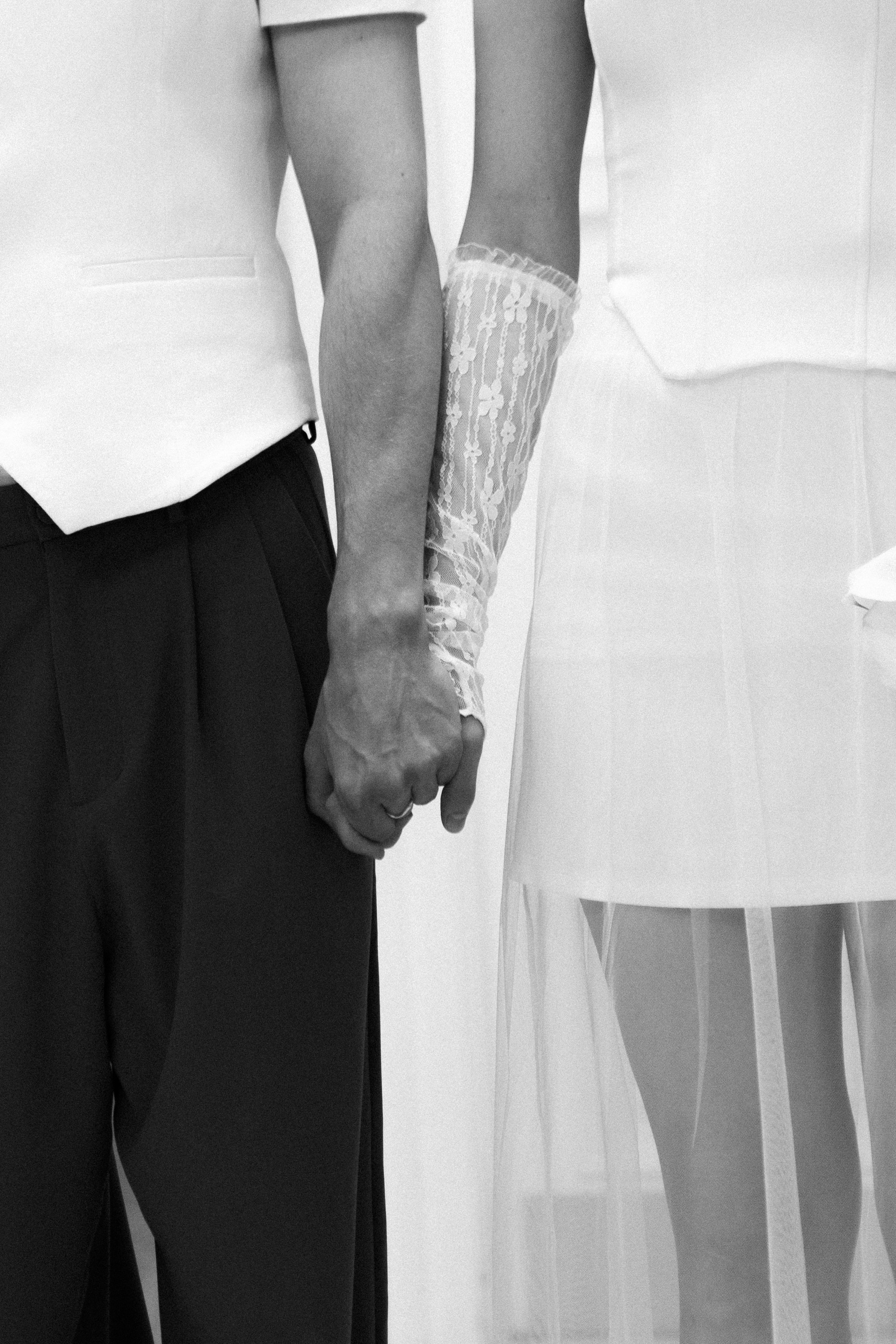 Жених и невеста в ЗАГСе