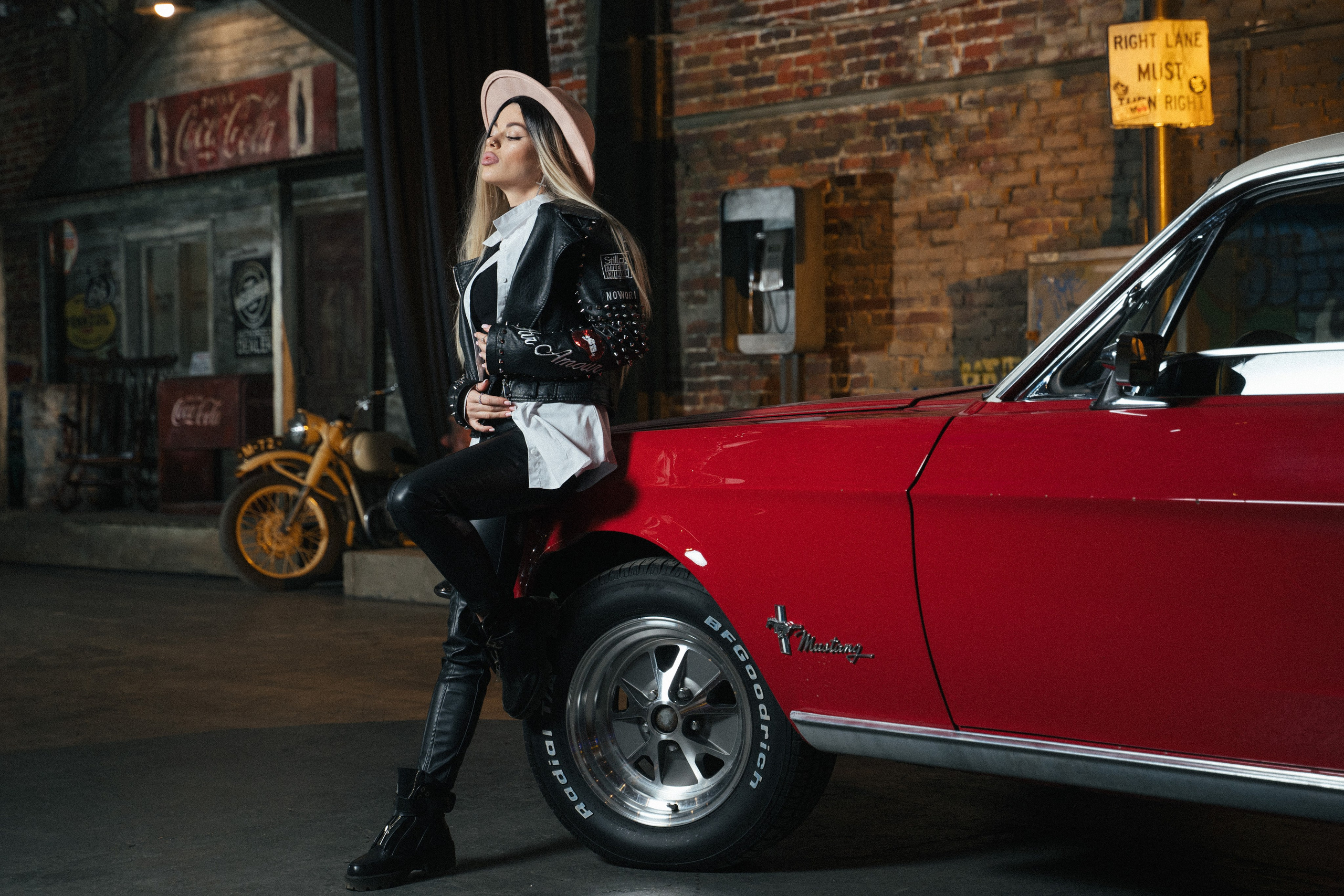 Фотосессия Ретро Cars. Свадебный и портретный фотограф в Москве Гудумак Евгений