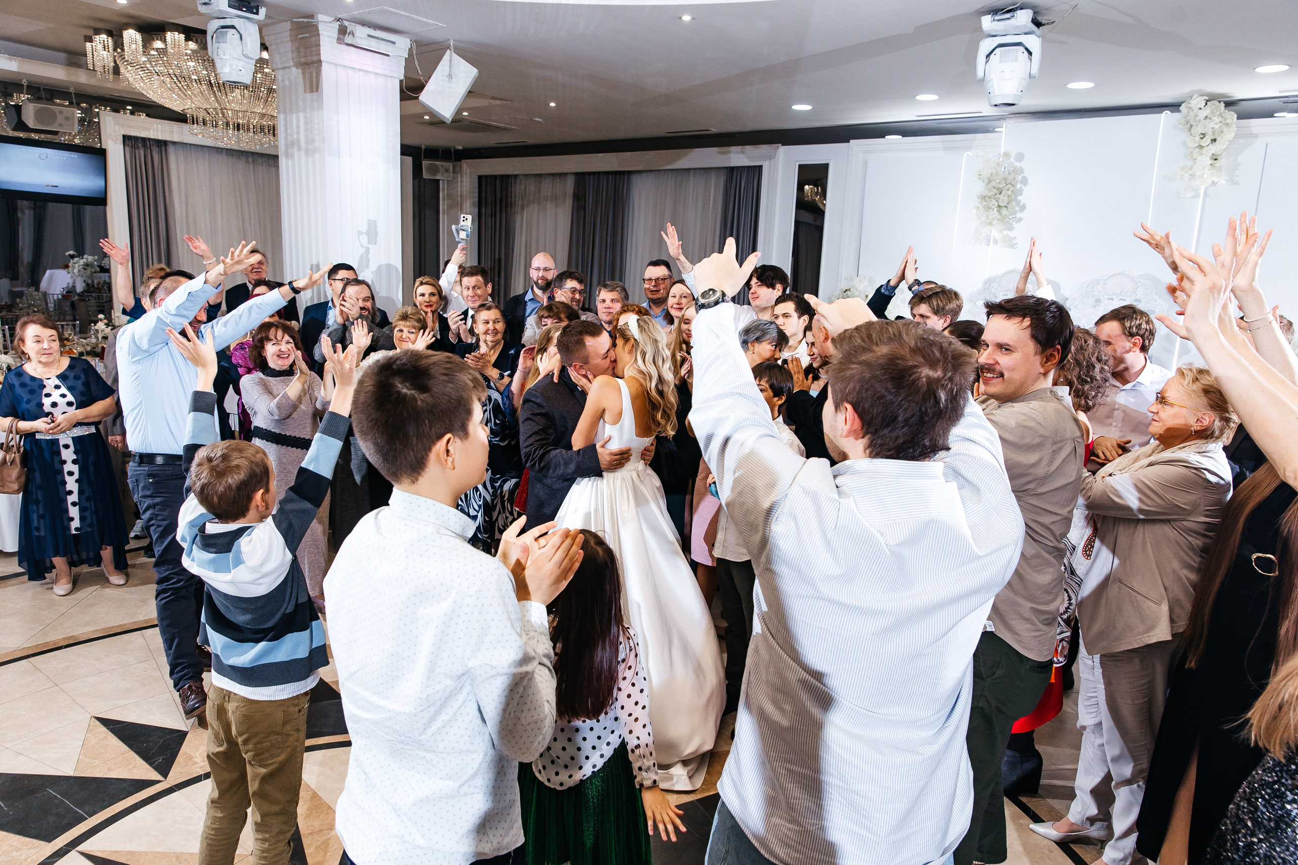 Sasha & Alena. Свадебный фотограф в Москве Виктория Арехова