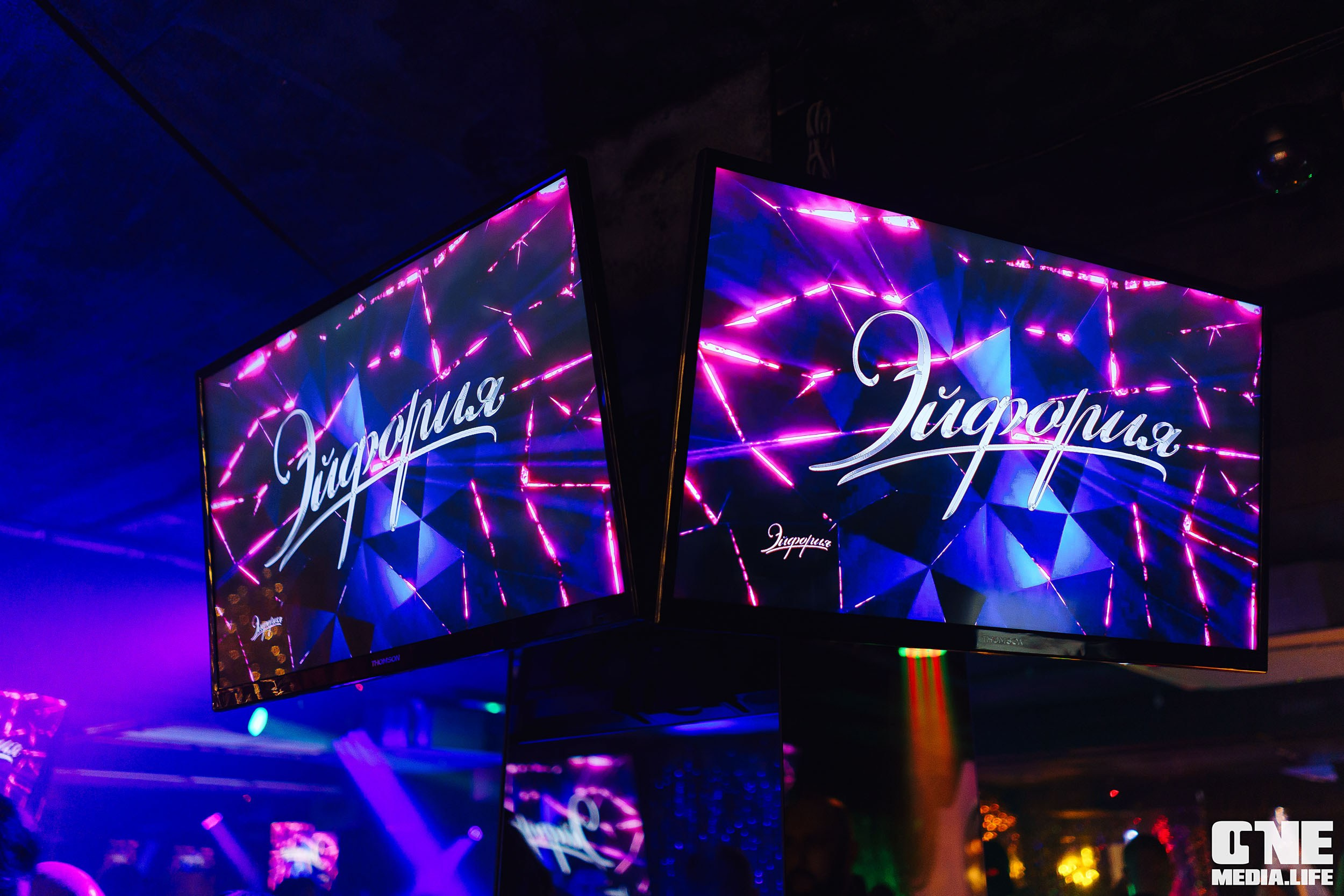 Фоторепортаж из караоке-клуба Эйфория. One Media Life: фоторепортажи, фотоотчеты с мероприятий и заведений