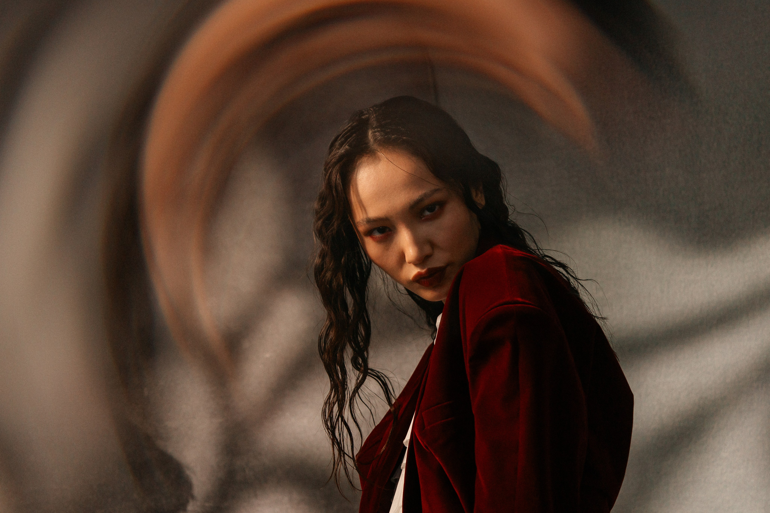 Разбитое отражение. Команда фотографов и дизайнеров в Егорьевске