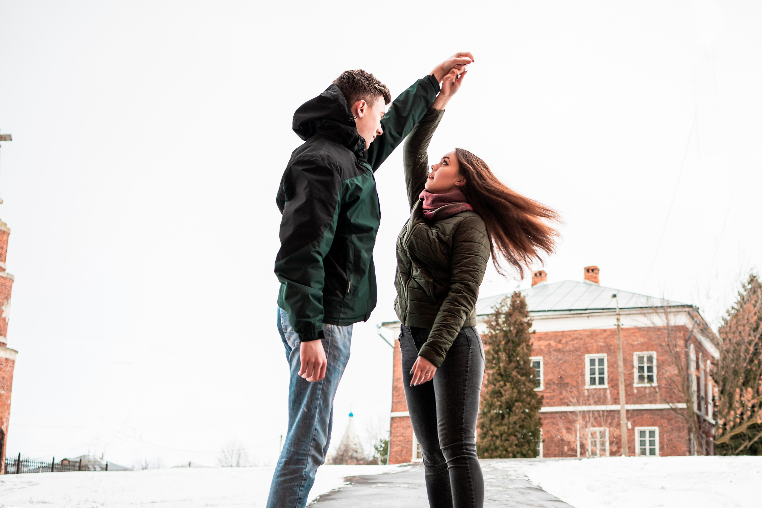 Денис и Зоя. Команда фотографов и дизайнеров в Егорьевске