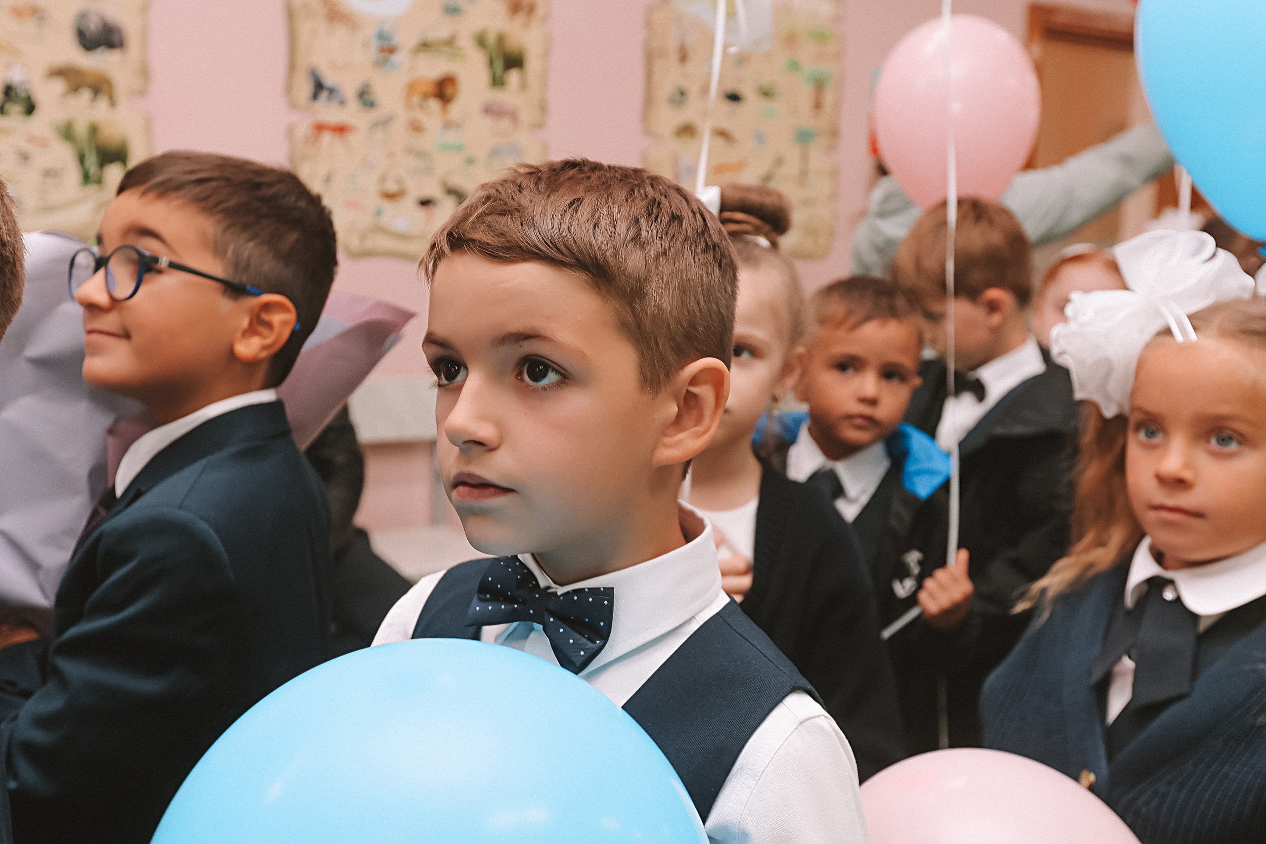 1 сентября линейка+кл час+портреты. Семейный фотограф Тюмень, фотограф на роды Салмина Мария