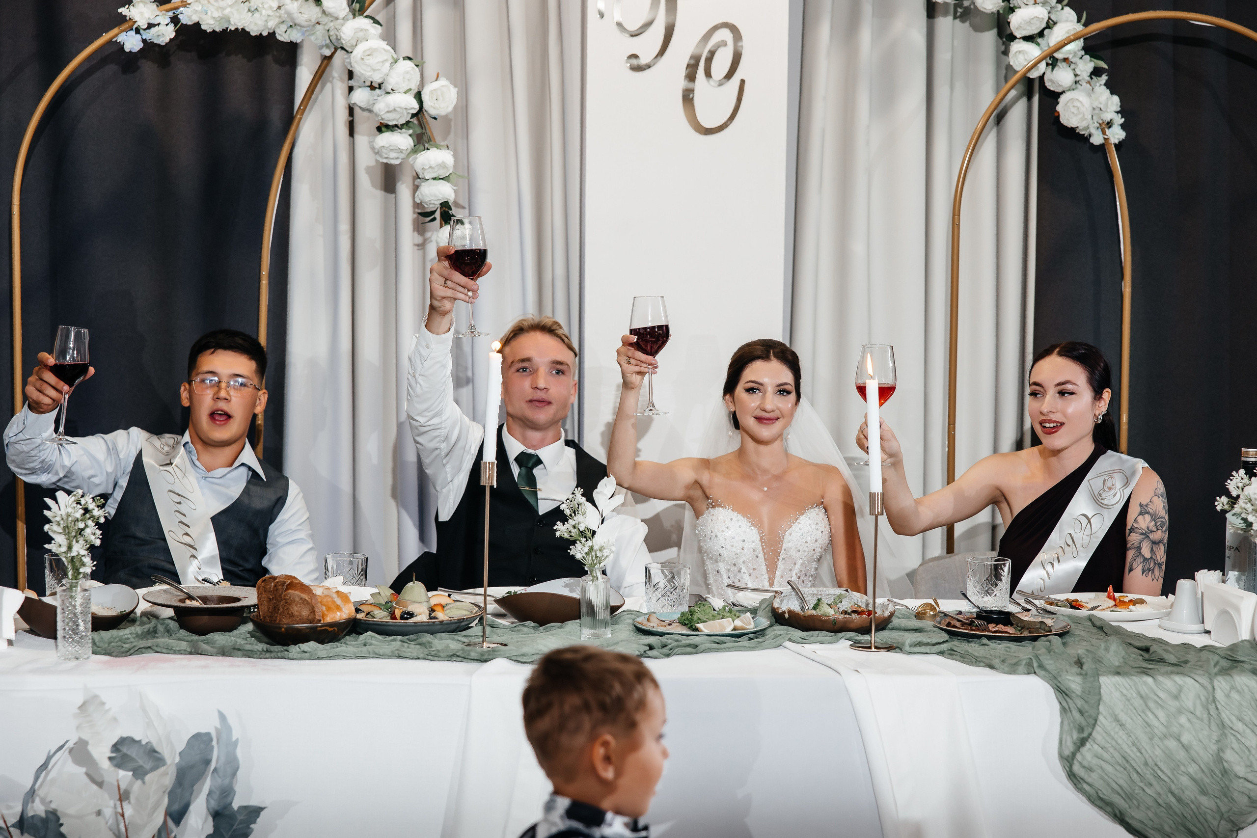 Анонс свадьбы для Ольги и Романа. Свадебный фотограф в Крыму и Севастополе Ольга Баскакова