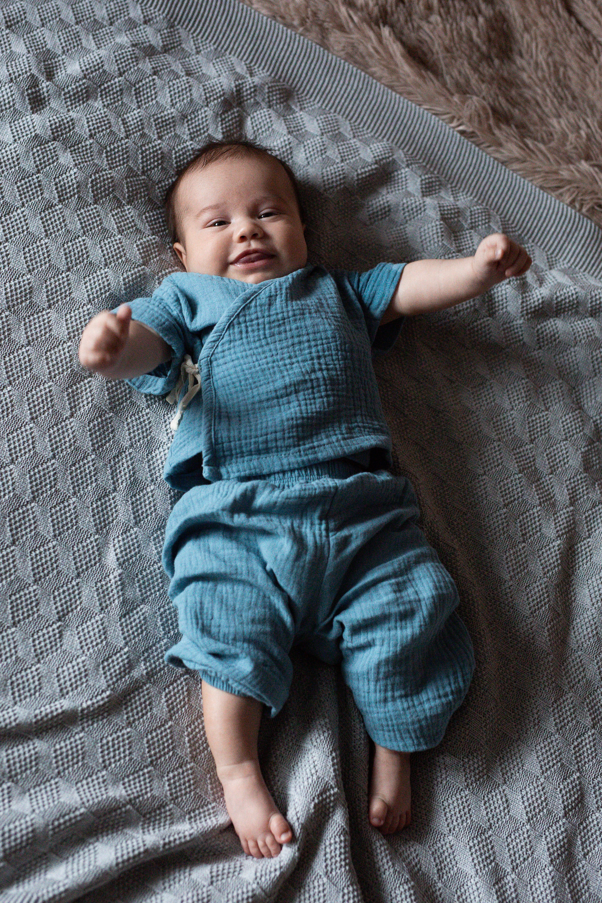 Оля, Андрей, Даня и Паша, домашняя фотосессия с грудничком. Семейный фотограф в Москве Марина Петра